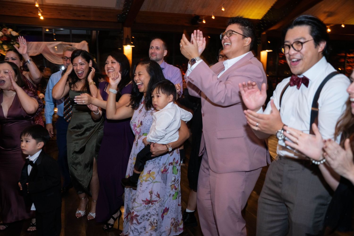 The Red Maple Vineyard, West Park NY Wedding Photography - Lisa Bettencourt Photography