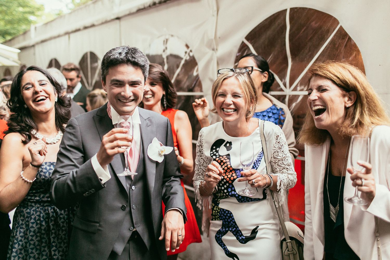 Honest, non-staged wedding photography at Château de Changy. Capturing deep connection and emotional energy in a historic setting.