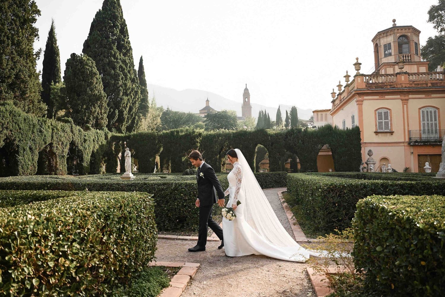 Wedding photographer in Valencia - candid, editorial and documentary valencian wedding photography by Darista