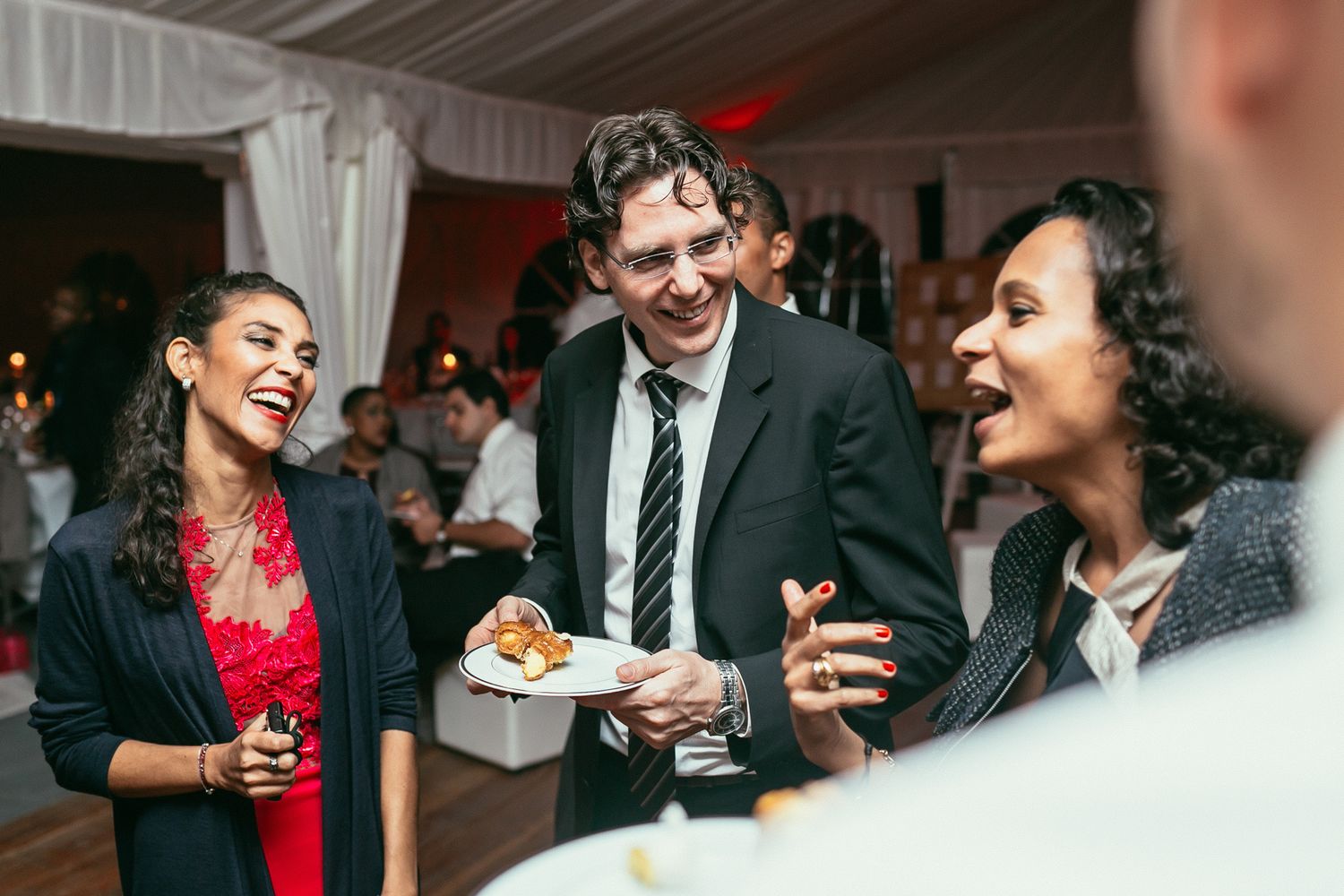 Honest, non-staged wedding photography at Château de Changy. Capturing deep connection and emotional energy in a historic setting.