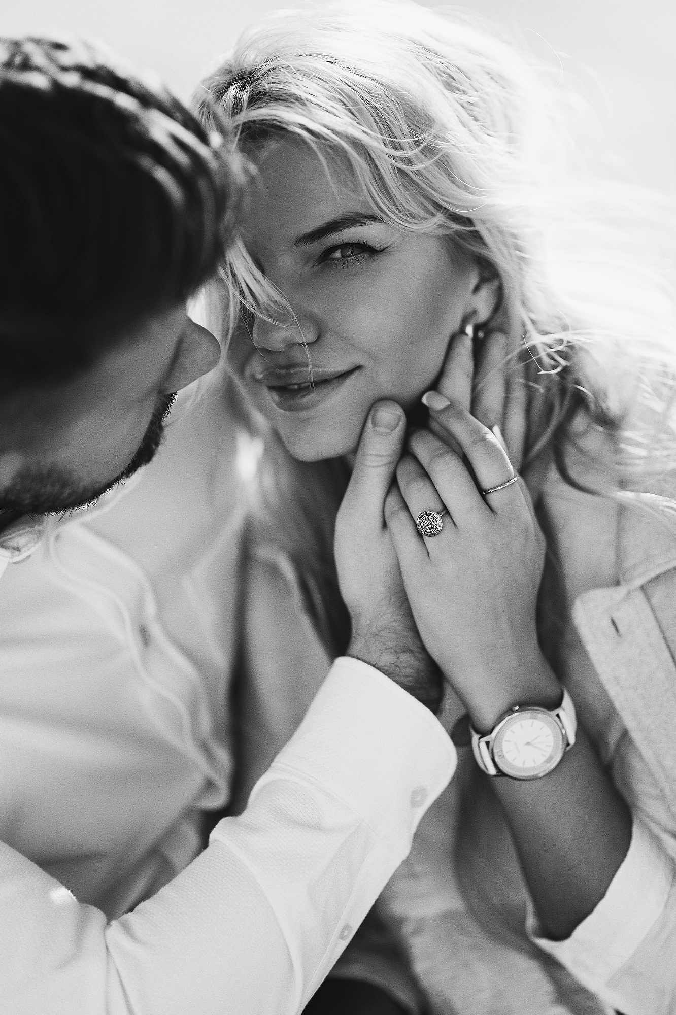 Close-up of a couple holding hands during their engagement photoshoot at the City of Arts and Sciences.