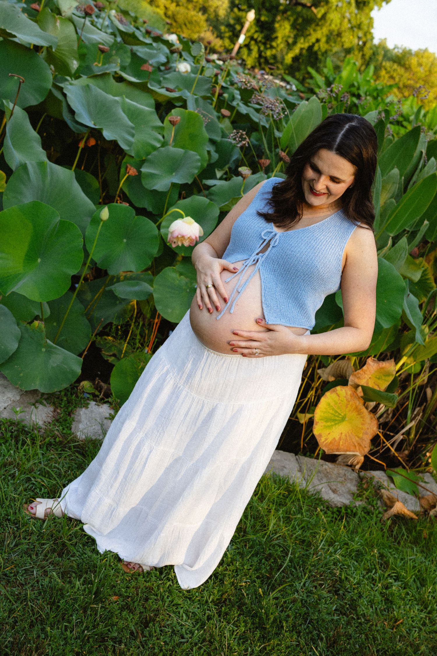 St. Louis lifestyle maternity photographer