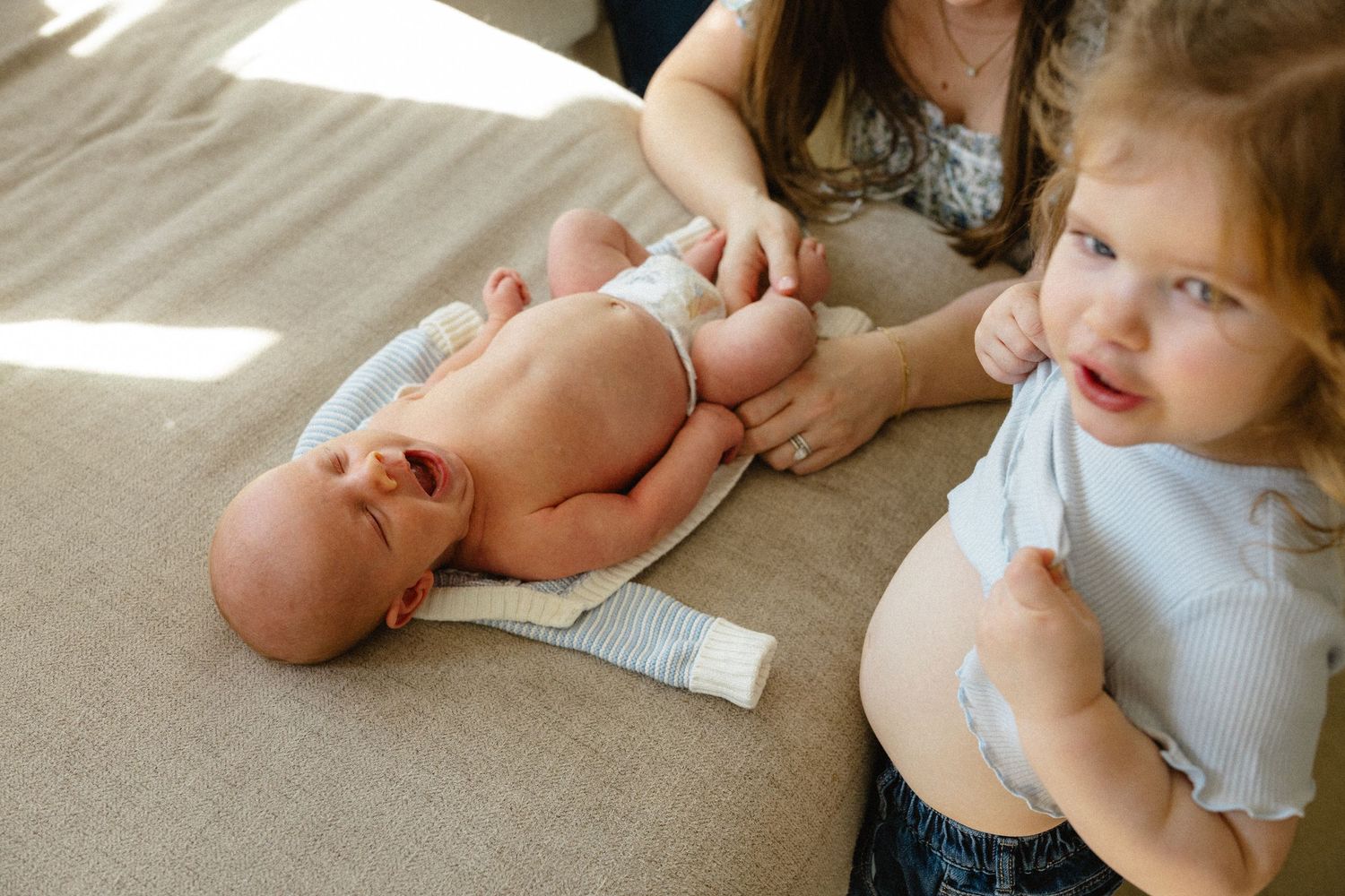 St. Louis lifestyle newborn photographer
