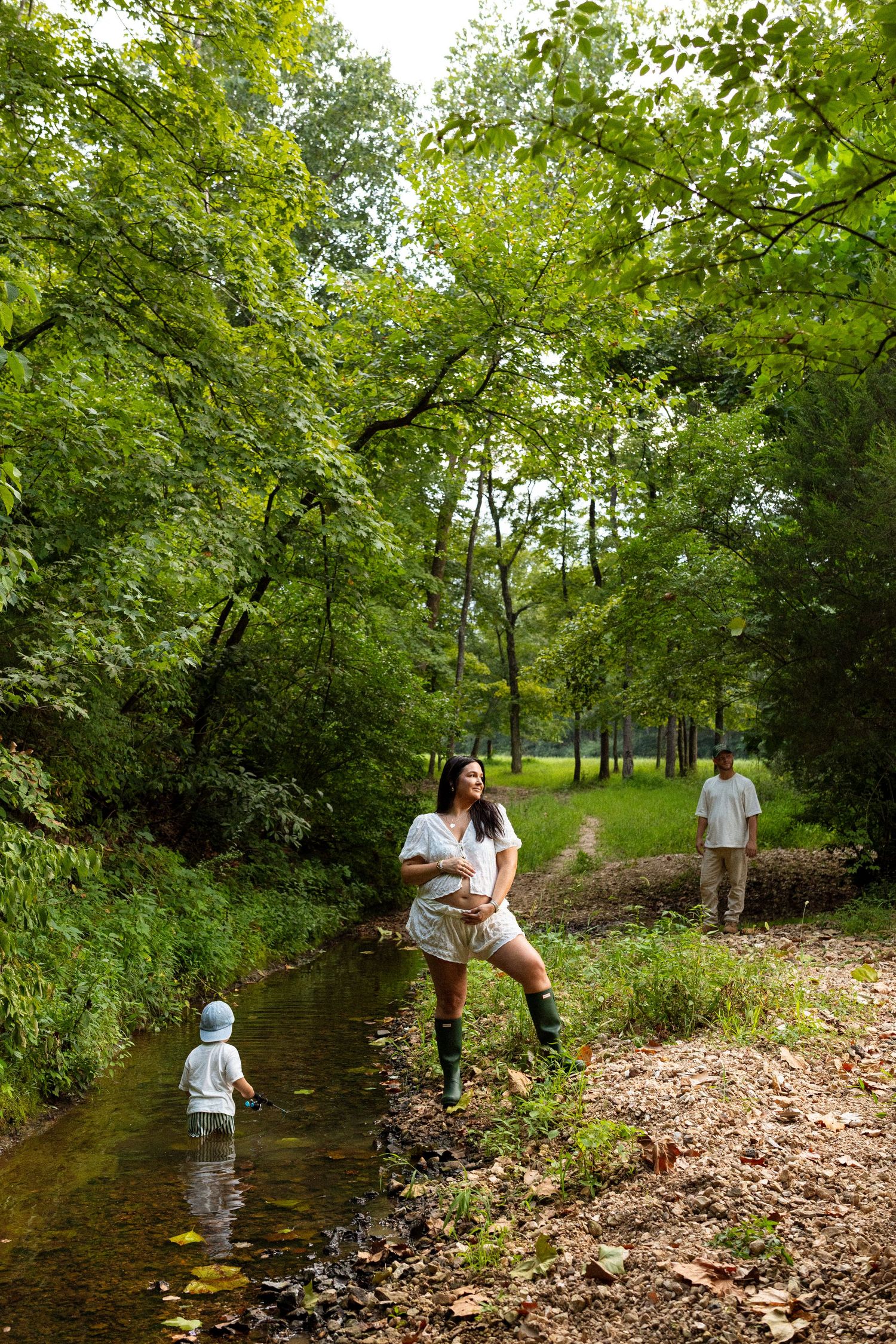 St. Louis lifestyle maternity photographer