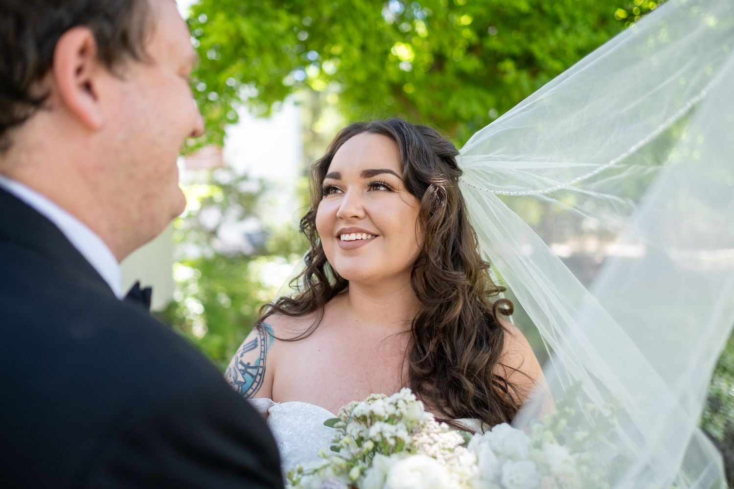 Chapel of the Cross at Pioneer Town wedding photographer