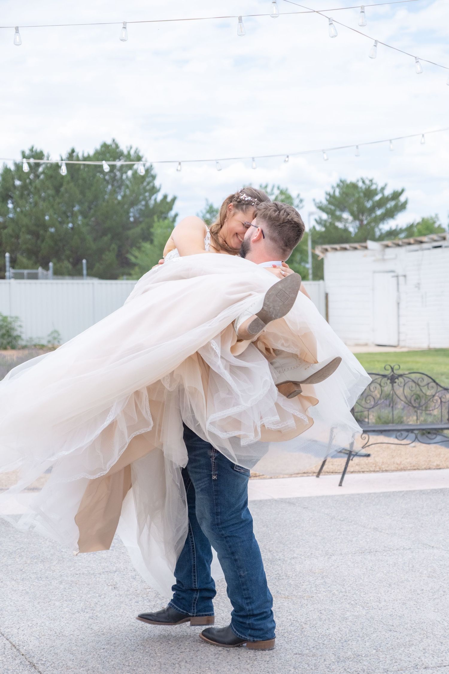 Grand Junction Wedding Manor Wedding Photography
Grand Junction, Colorado Documentary Wedding Photographer
