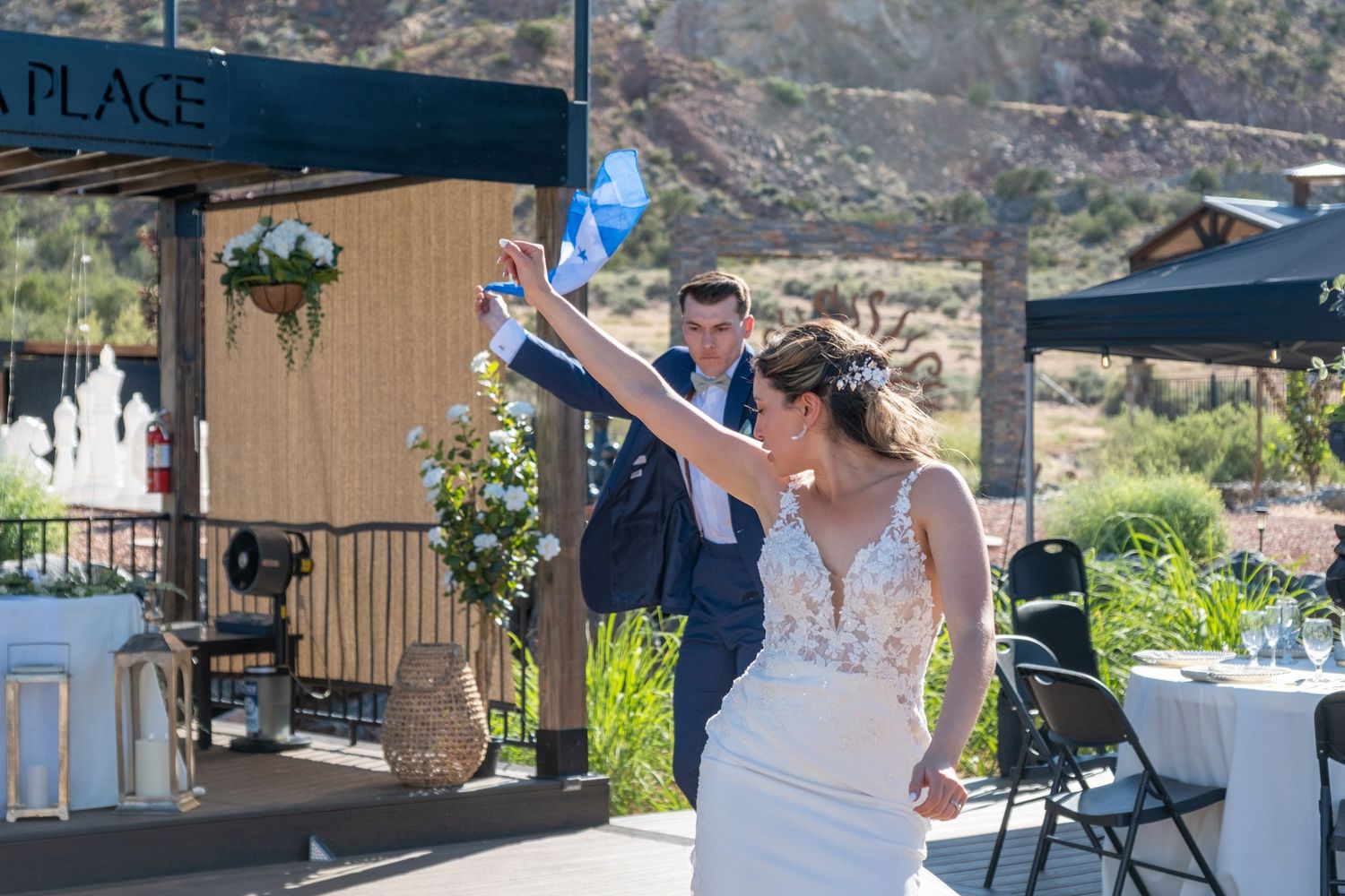 Monument Vista Place Wedding Photography
Grand Junction, Colorado Documentary Wedding Photographer