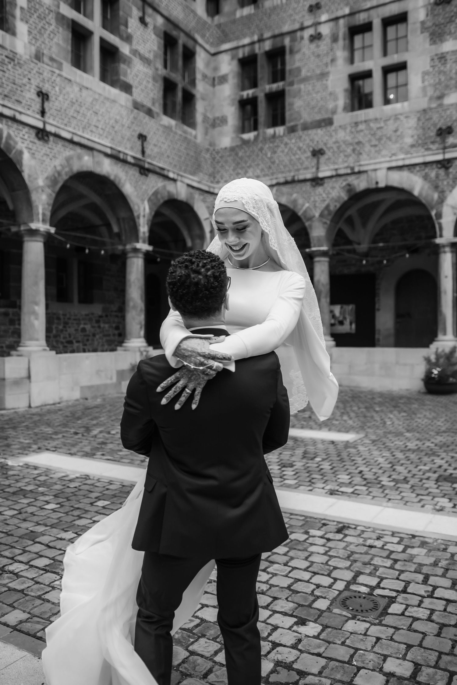 Photographe mariage, portrait, mode
Portrait, Fashion, Editorial, Wedding & Families Photographer
Liège - Bruxelles - Belgique - Europe