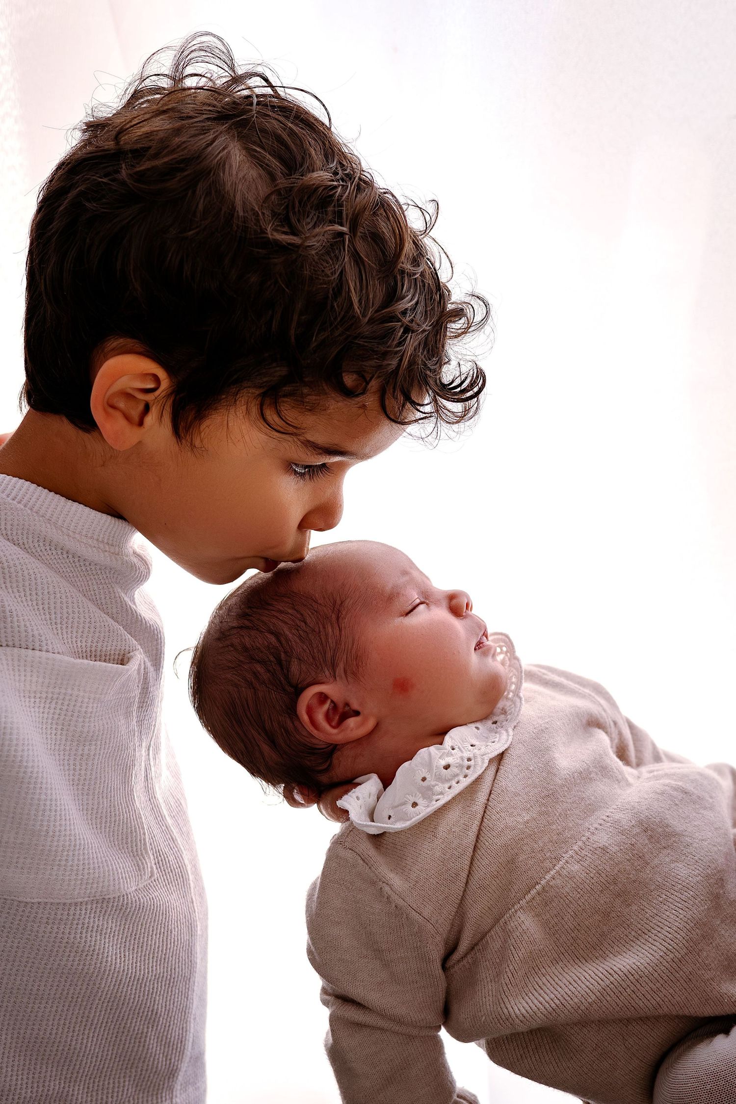 Séance nouveau né en extérieur à Langon La Réole Bazas – photographe naissance