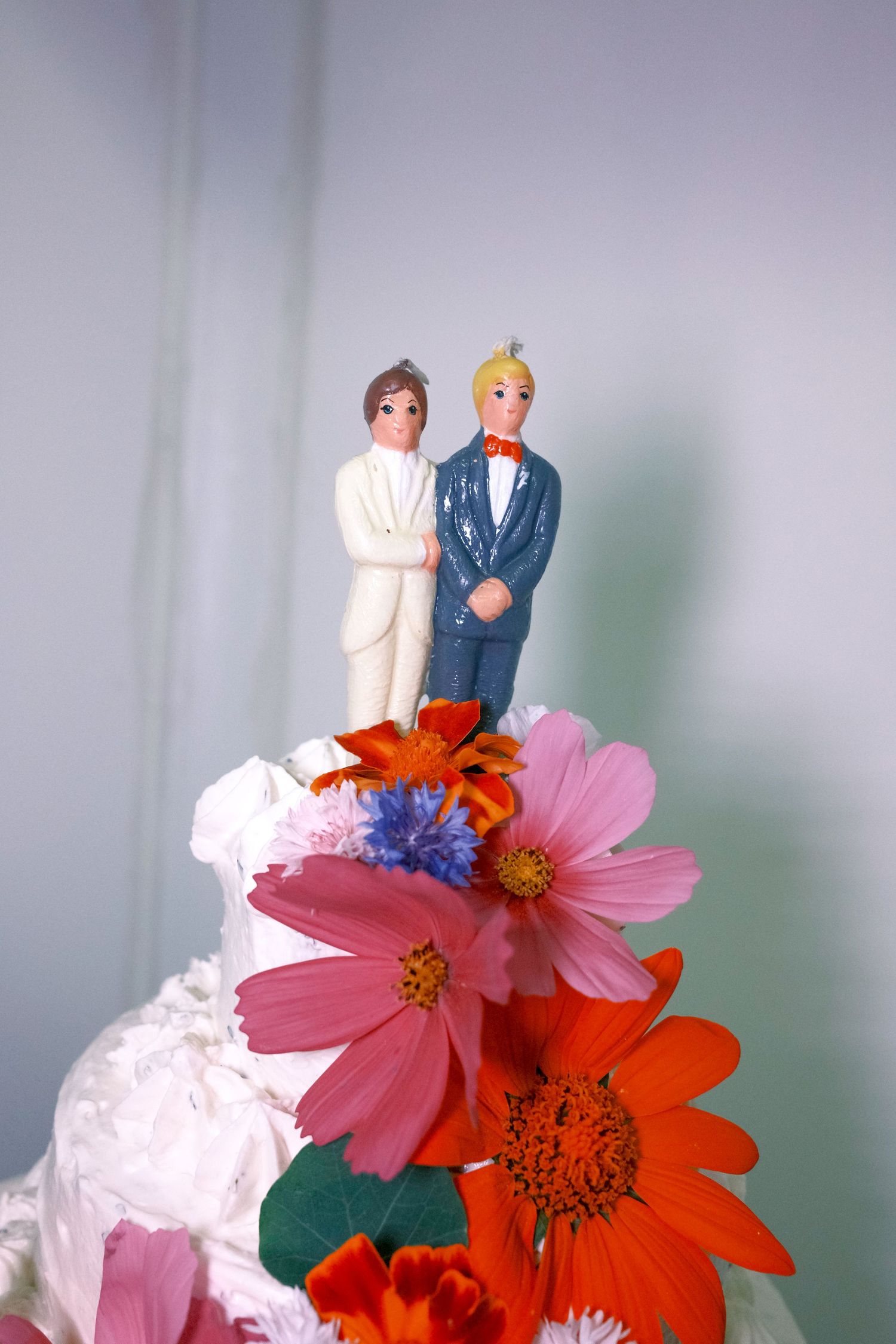 gateau fleur statuette