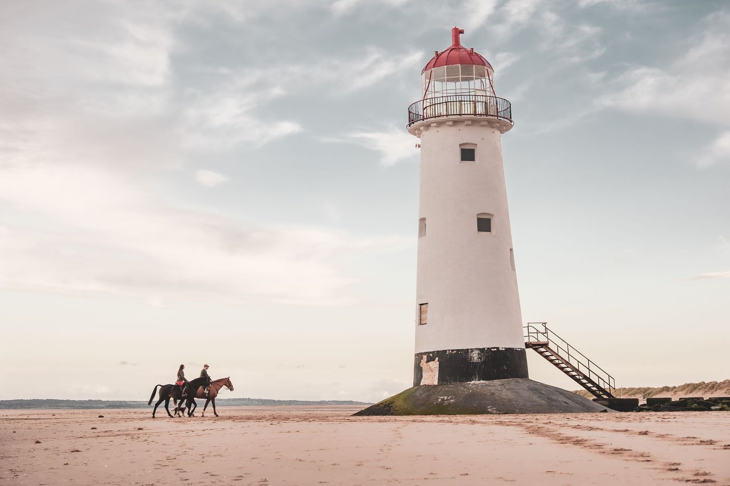 Equestrian Bride, Equestrian Groom, horse wedding, pre-shoot, North Wales, talacre beach, luxury, relaxed, ease, lighthouse,