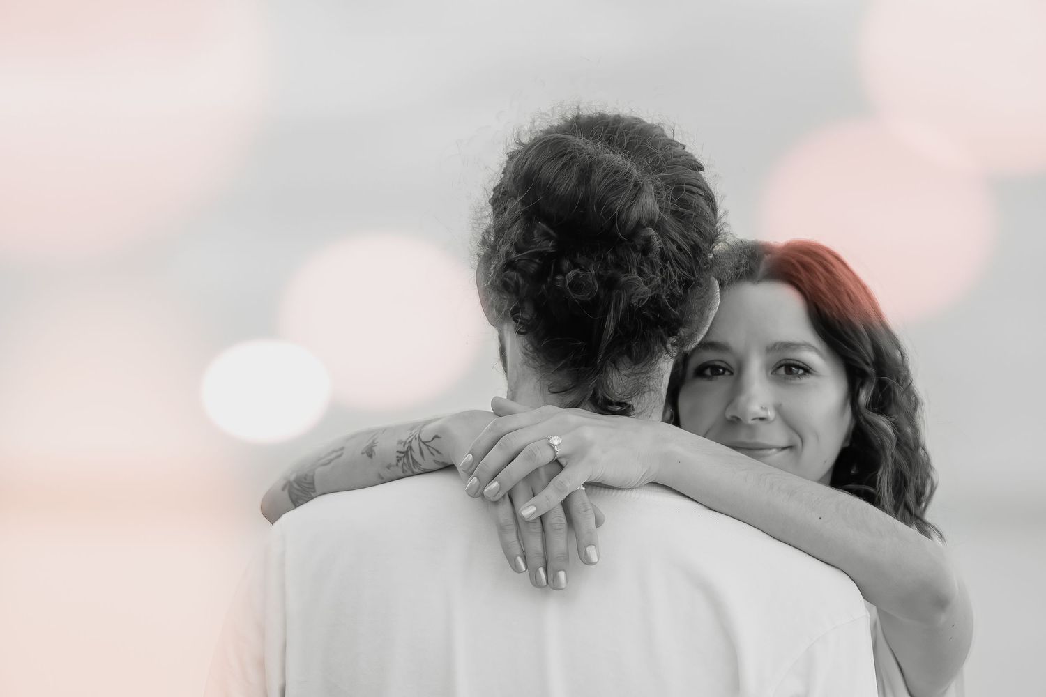 Engagement photos - Lake Michigan, Trudy Galla Photography