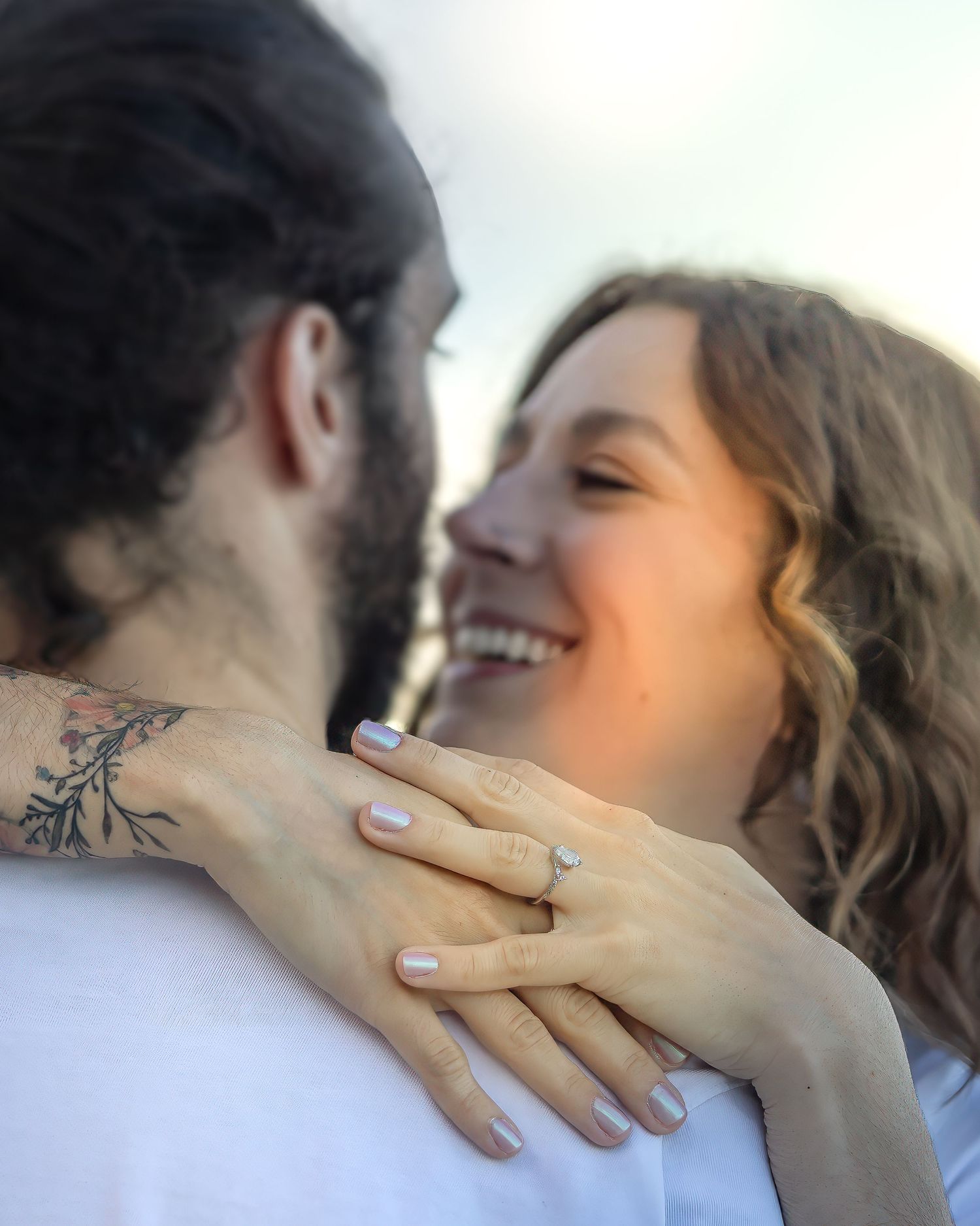 Engagement photos - Lake Michigan, Trudy Galla Photography