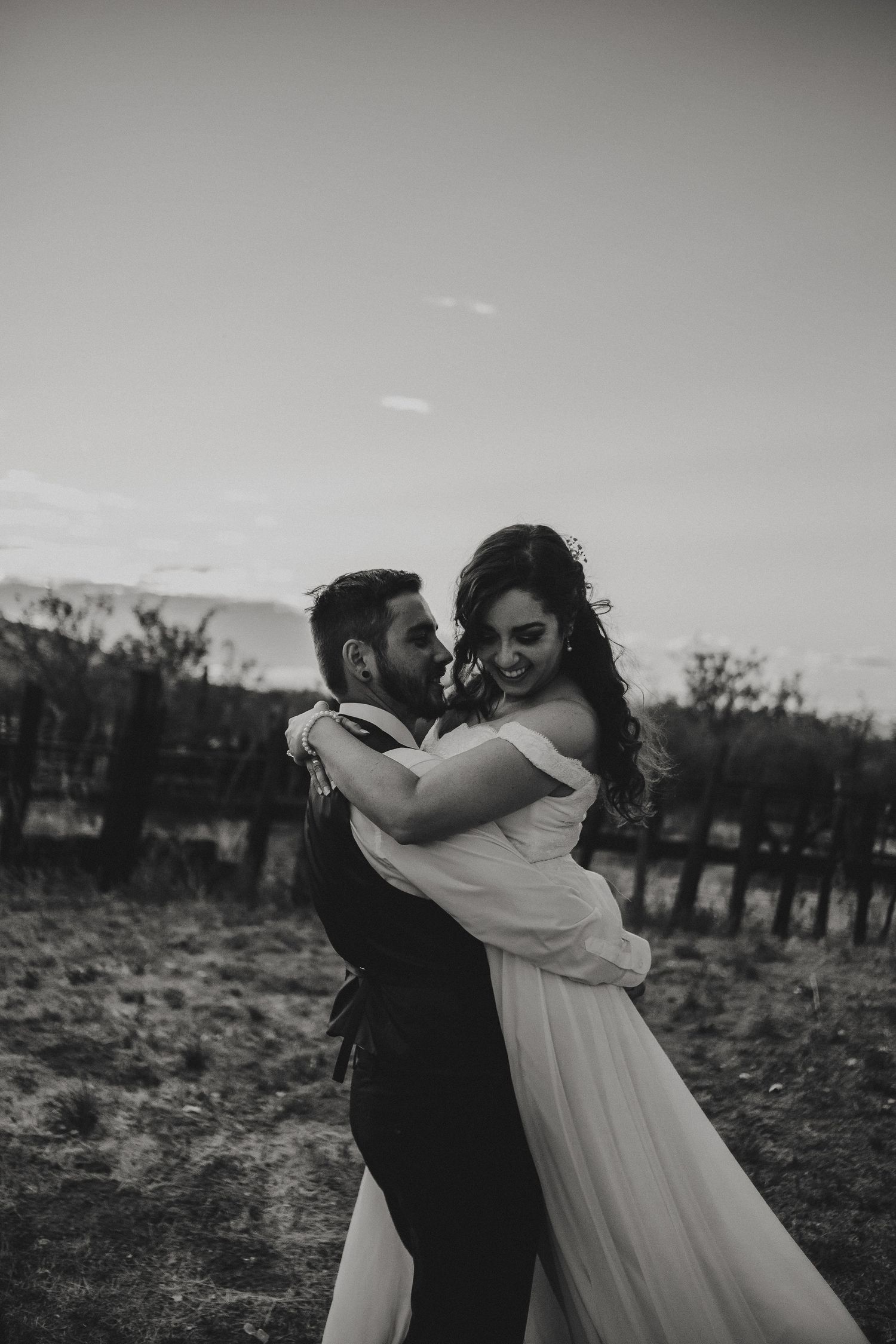 Bisbee Arizona elopement photographer documenting intimate wedding