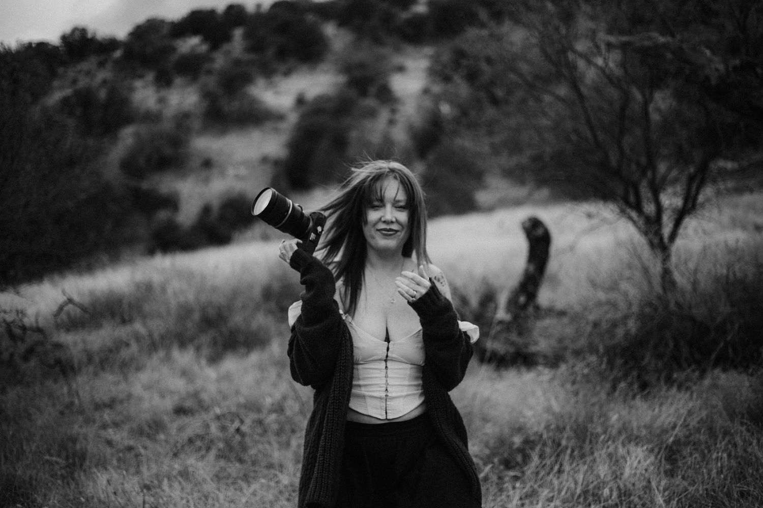 Bisbee Arizona elopement photographer documenting intimate wedding