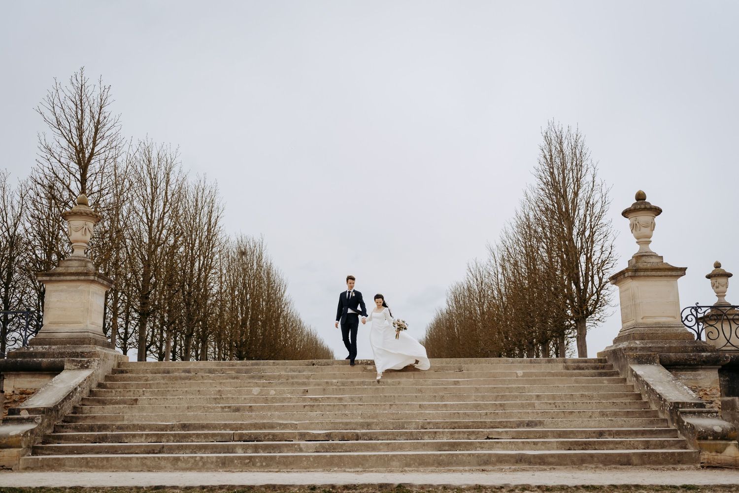 Elegant and timeless wedding photography in a documentary style.