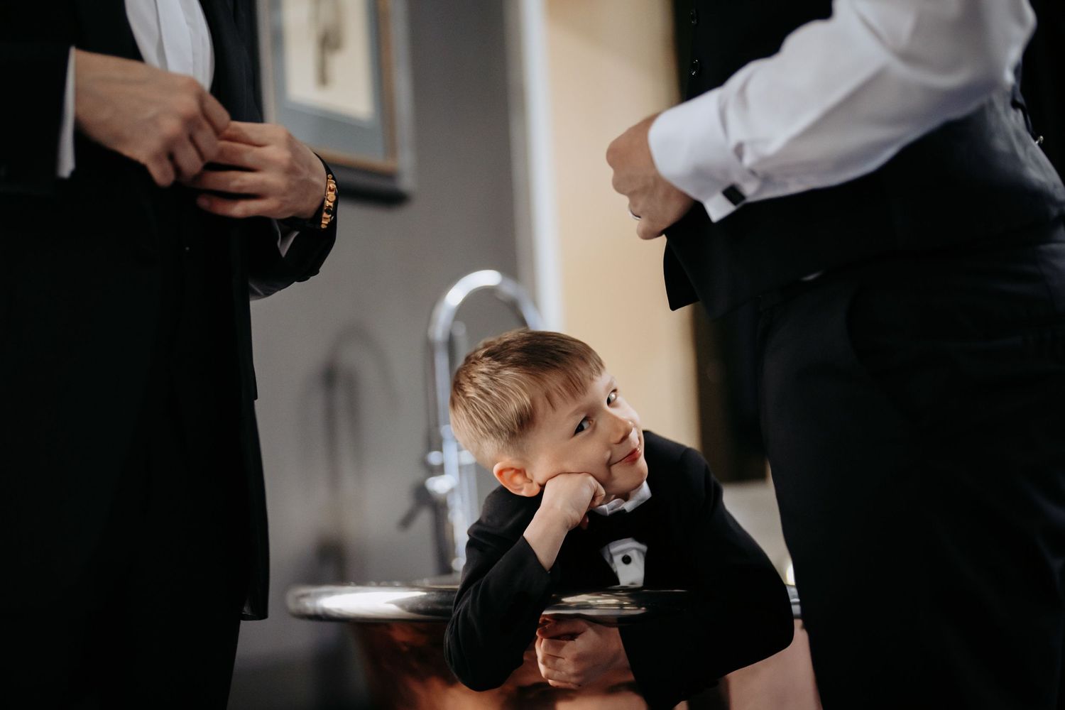 Groom & groomsmen getting ready photo with funny kid in bathtub at Synford Manor, Newmarket.