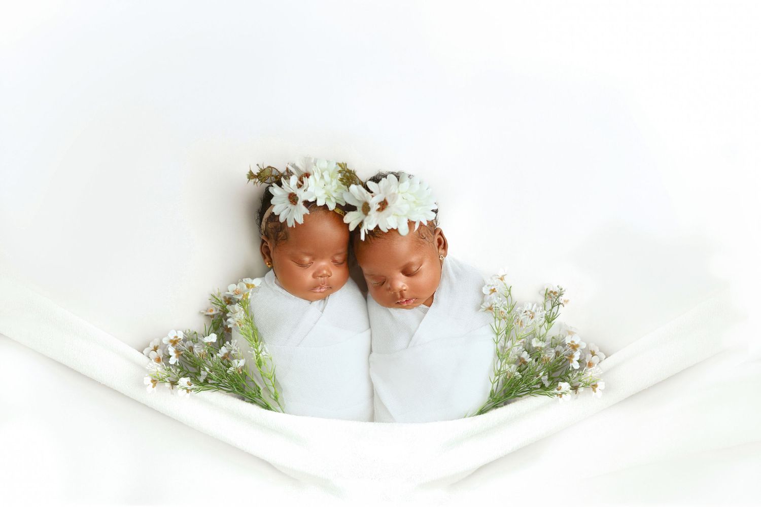newborn photoshoot girl female white theme baby photoshoot made with love photography newborn poses