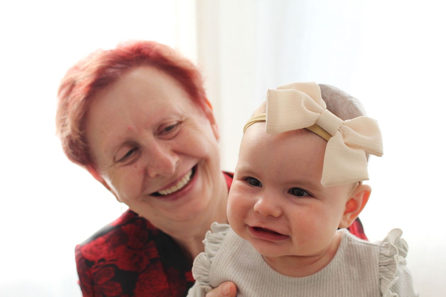 grandma photoshoot. gift ideas for grandparents.