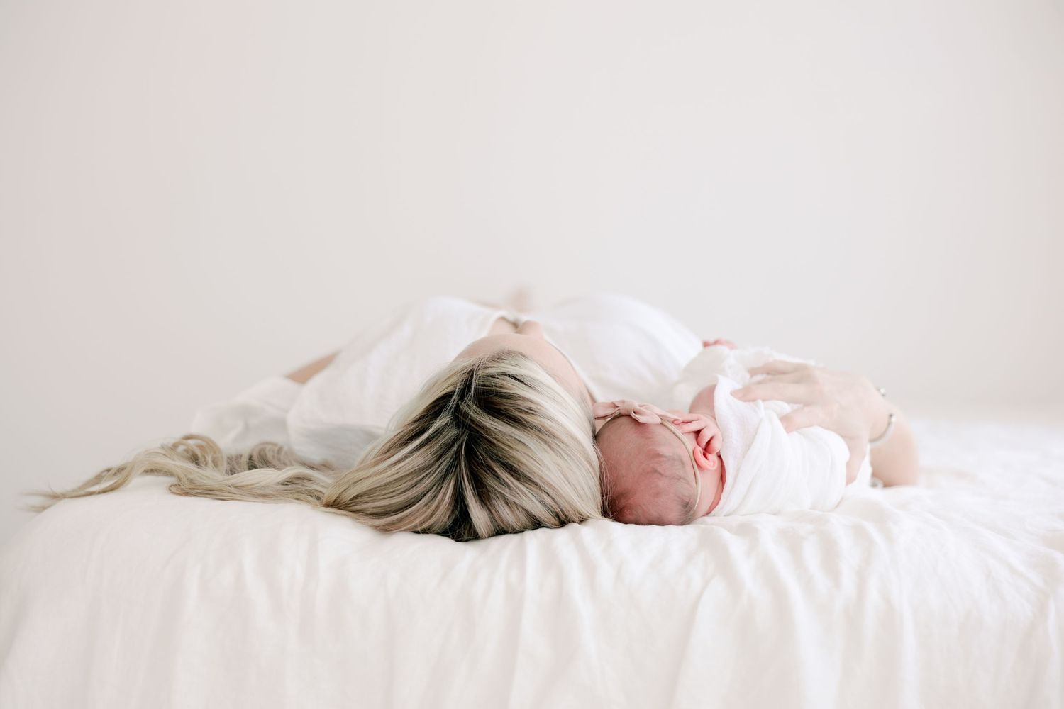 Tampa Family Photographer Tampa Newborn Photographer Tampa Maternity Photographer Heather Walker Photography Natural Light Studio newborn