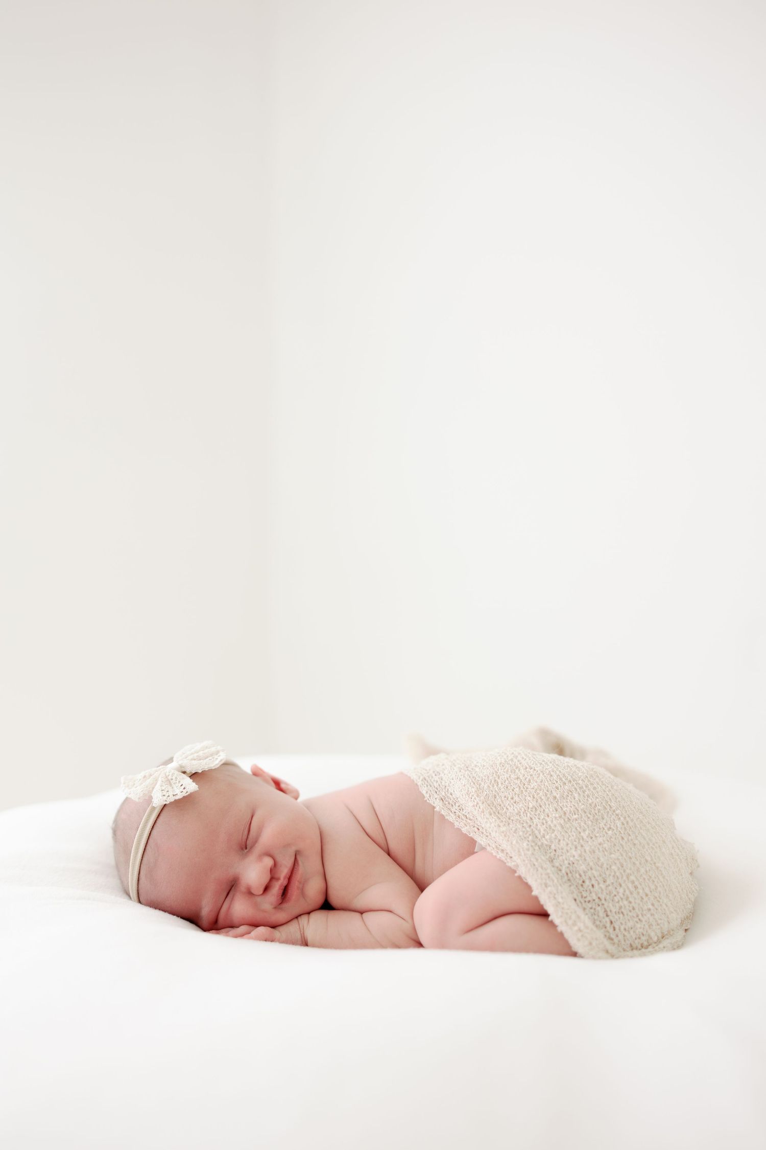 Tampa Family Photographer Tampa Newborn Photographer Tampa Maternity Photographer Heather Walker Photography Natural Light Studio Newborn