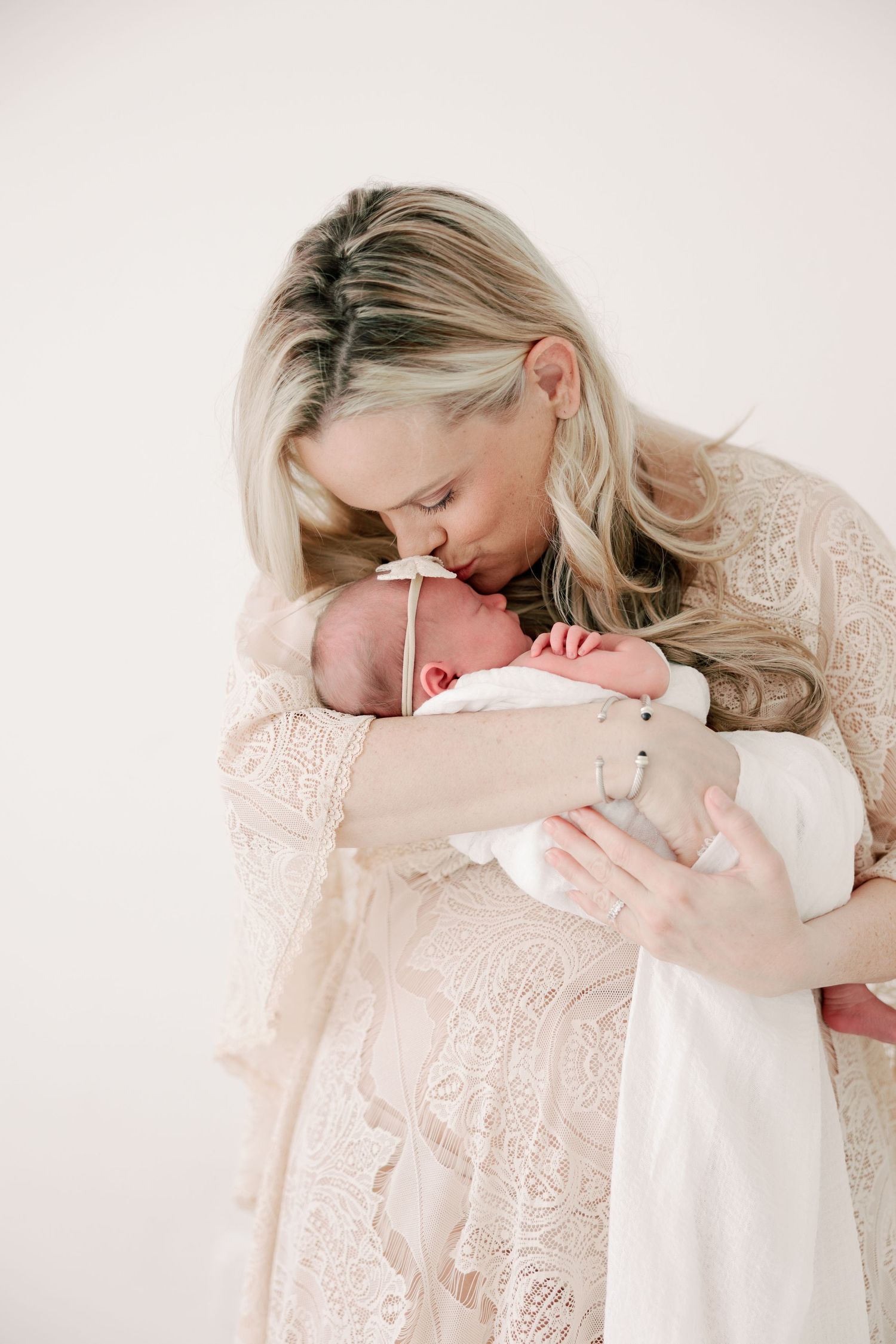 Tampa Family Photographer Tampa Newborn Photographer Tampa Maternity Photographer Heather Walker Photography Natural Light Studio newborn