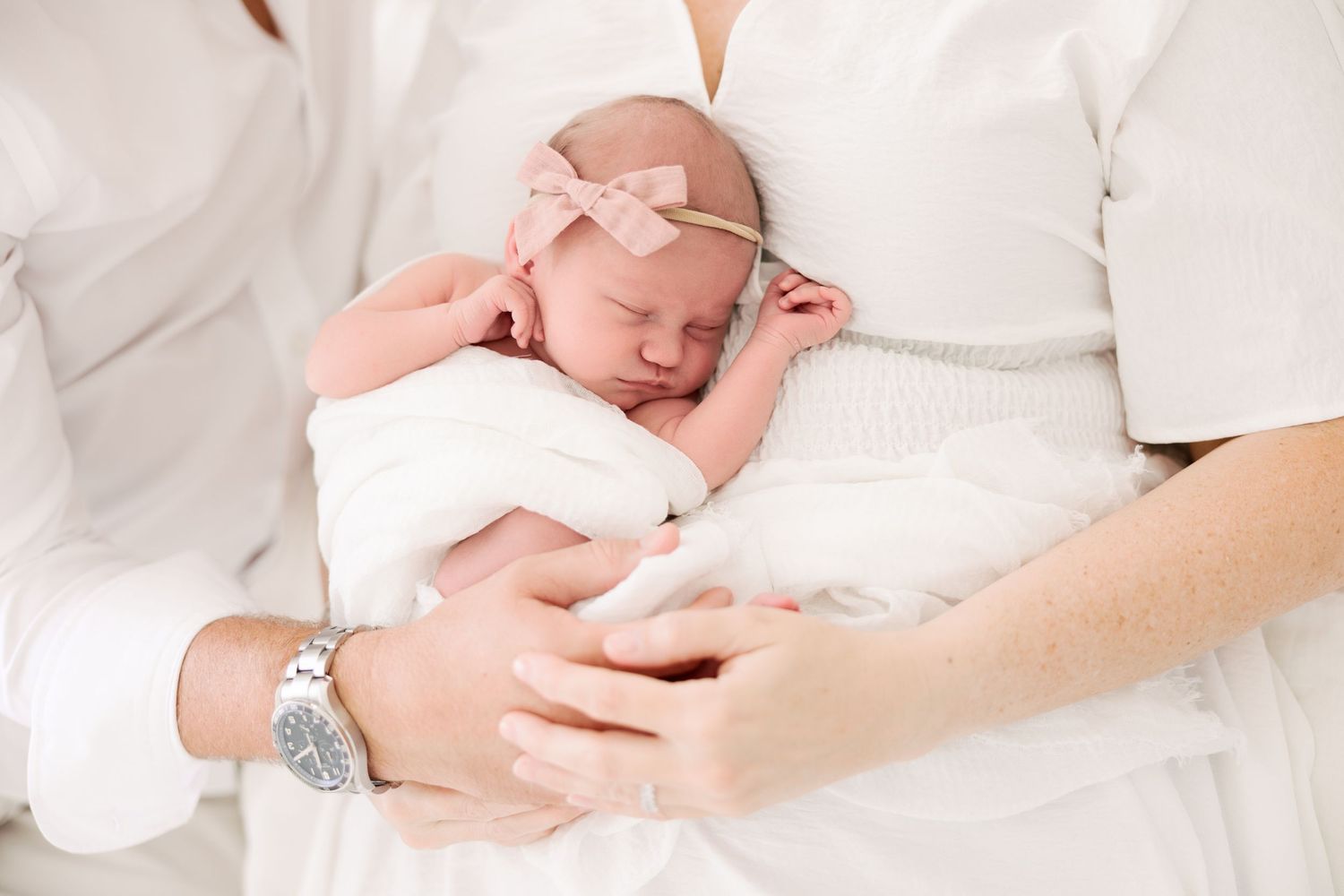 Tampa Family Photographer Tampa Newborn Photographer Tampa Maternity Photographer Heather Walker Photography Natural Light Studio newborn