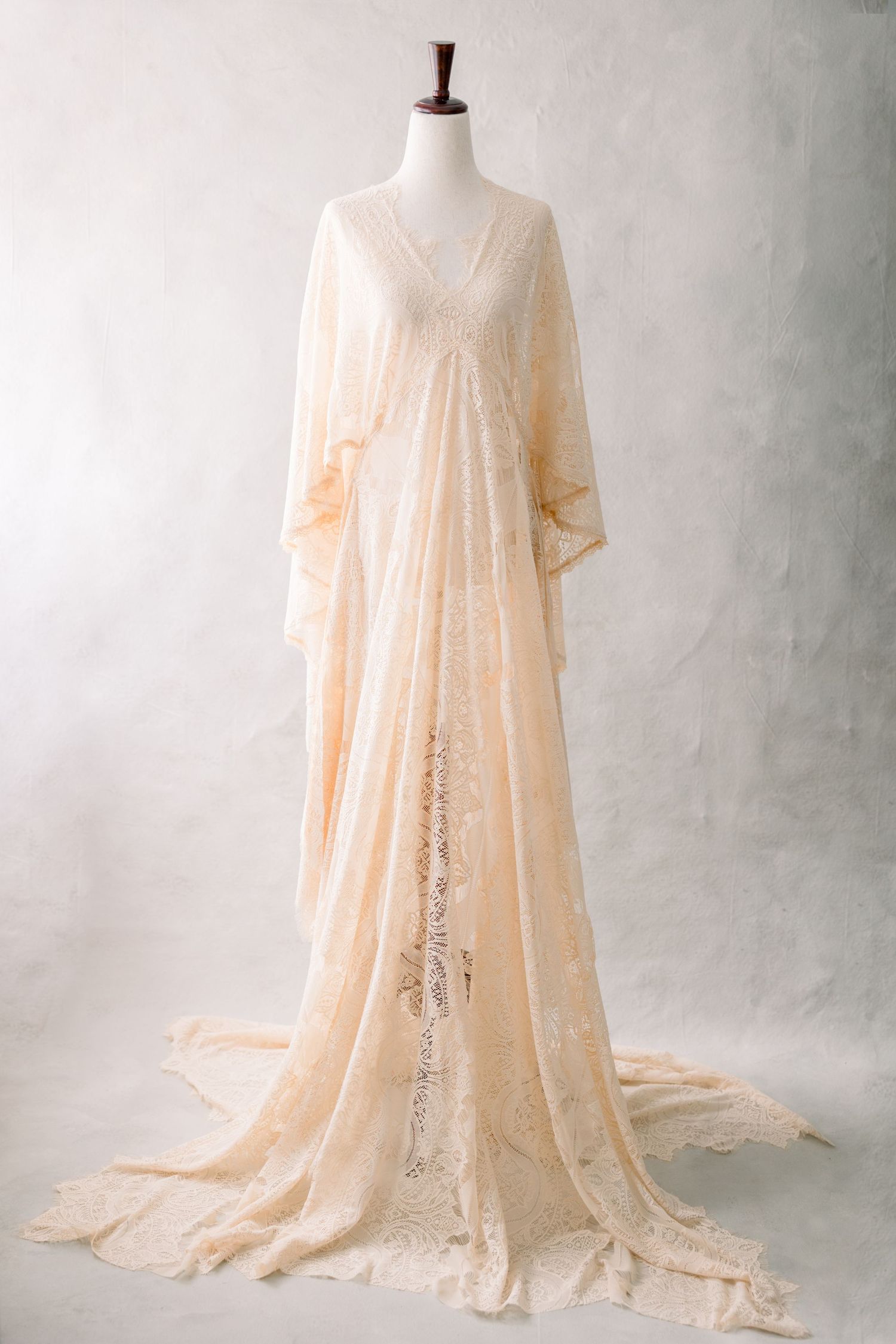 Tampa Family Photographer Client Wardrobe, Women's Gown