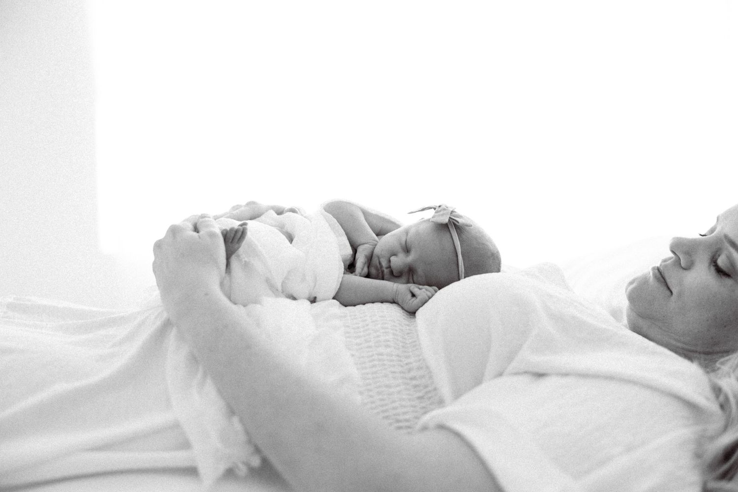 Tampa Family Photographer Tampa Newborn Photographer Tampa Maternity Photographer Heather Walker Photography Natural Light Studio newborn