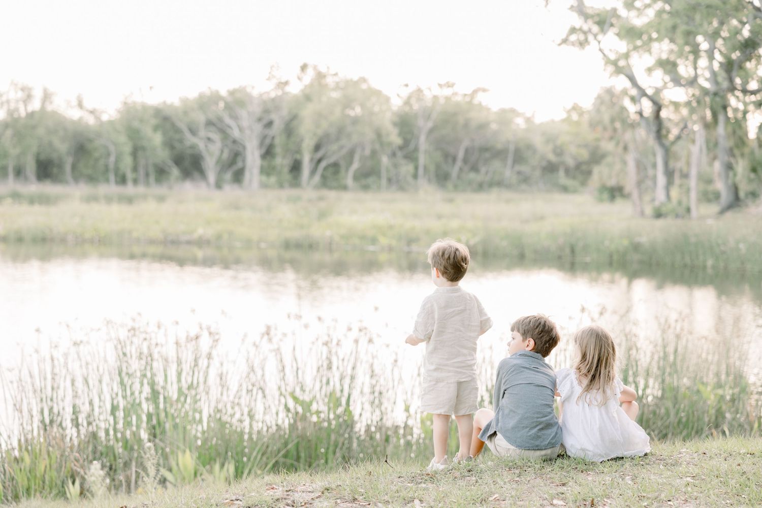 Tampa Family Photographer Tampa Newborn Photographer Tampa Maternity Photographer Heather Walker Photography Outdoor Florida family session