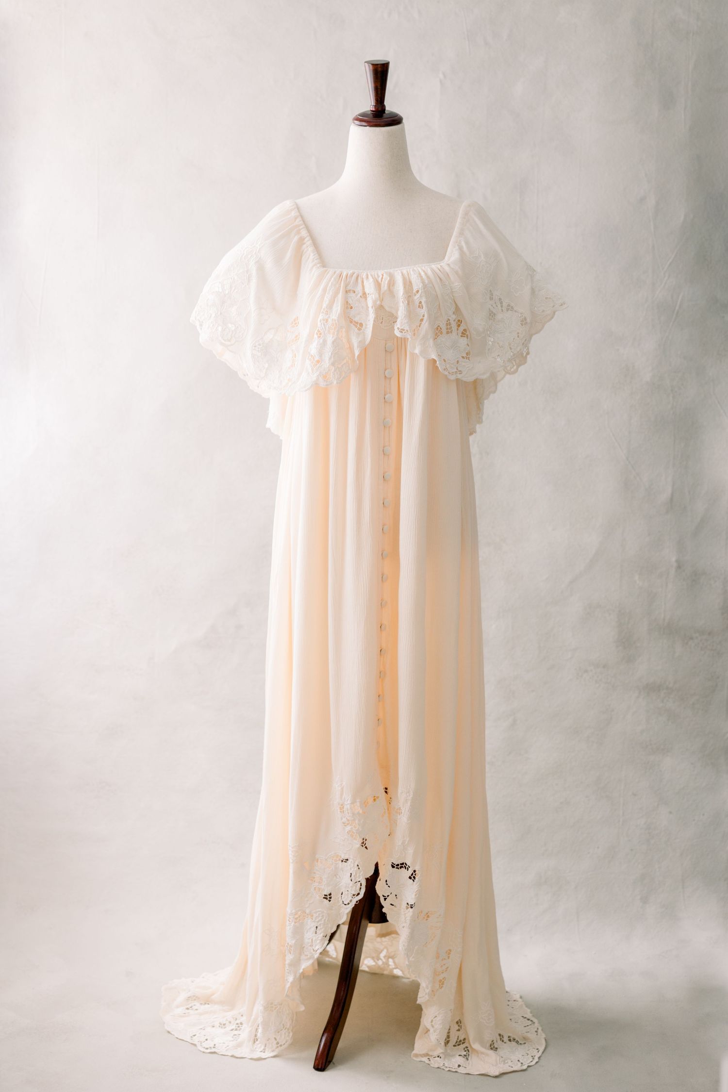 Tampa Family Photographer Client Wardrobe, Women's Gown