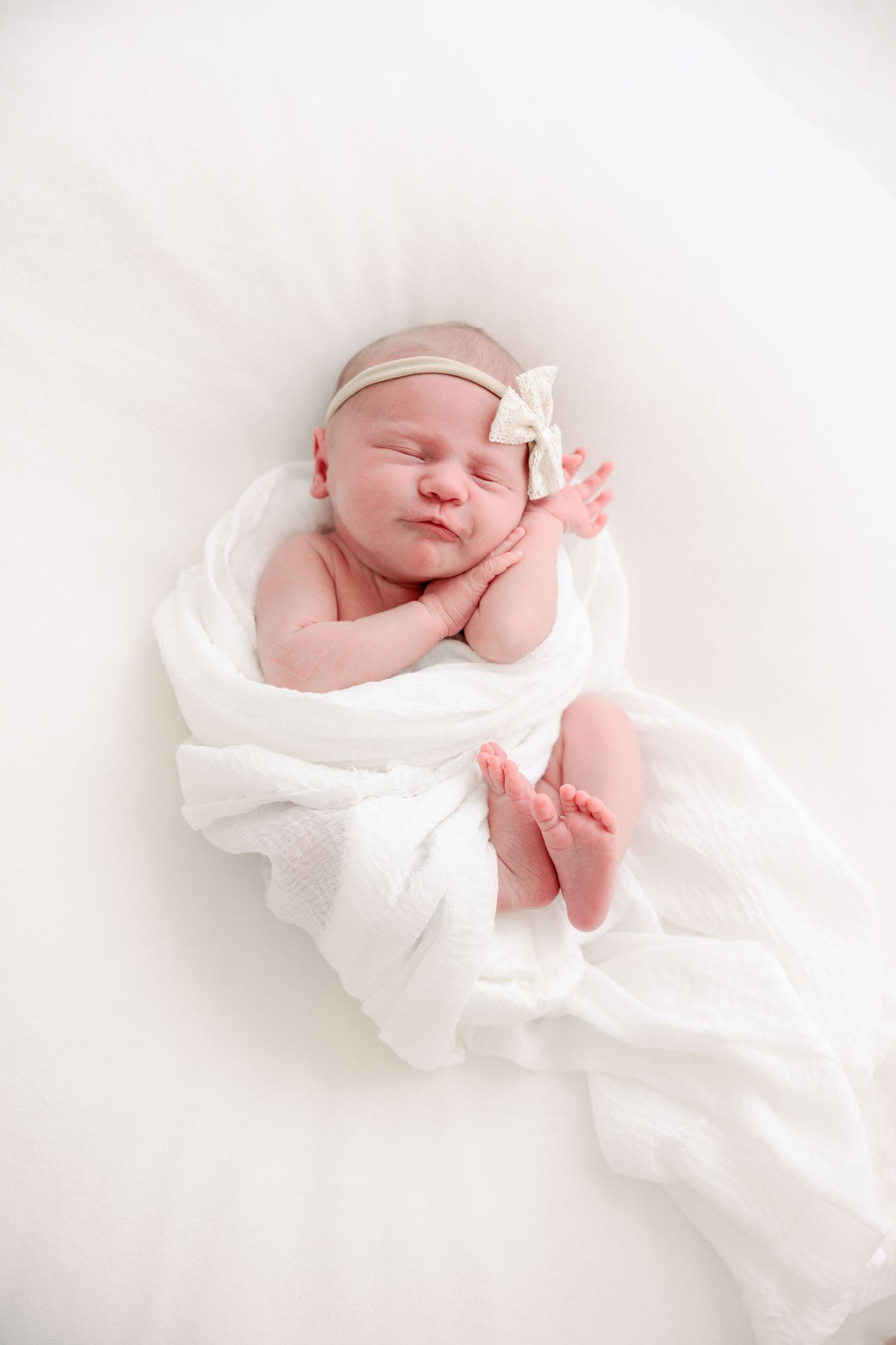 Tampa Family Photographer Tampa Newborn Photographer Tampa Maternity Photographer Heather Walker Photography Natural Light Studio newborn