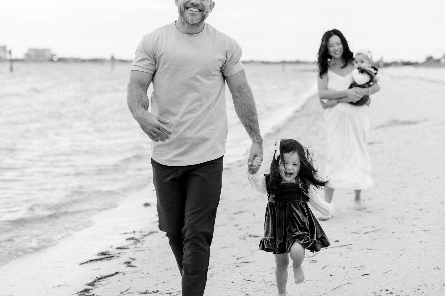 Tampa Family Photographer Tampa Newborn Photographer Tampa Maternity Photographer Heather Walker Photography Outdoor Florida family session
