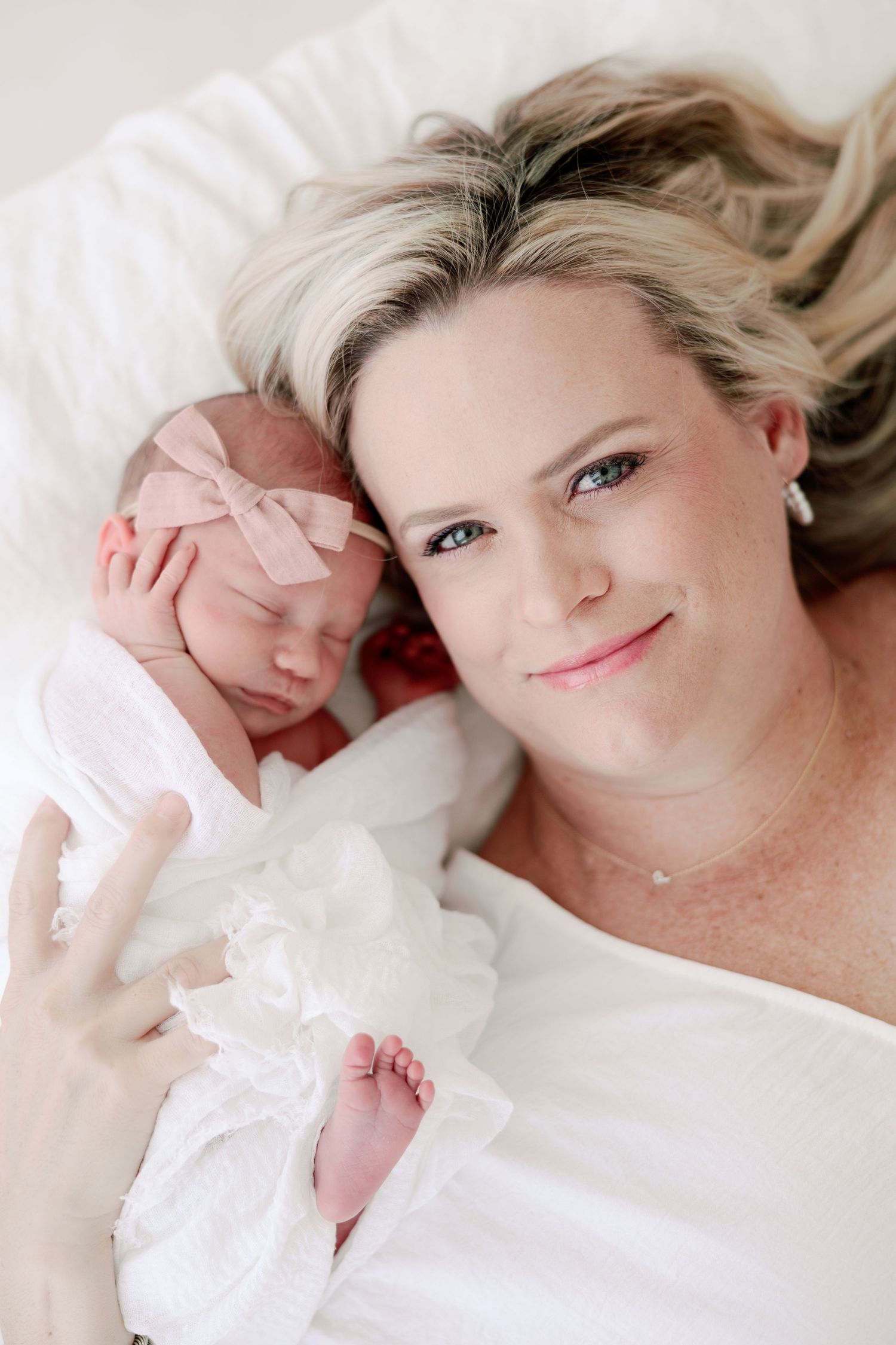 Tampa Family Photographer Tampa Newborn Photographer Tampa Maternity Photographer Heather Walker Photography Natural Light Studio newborn