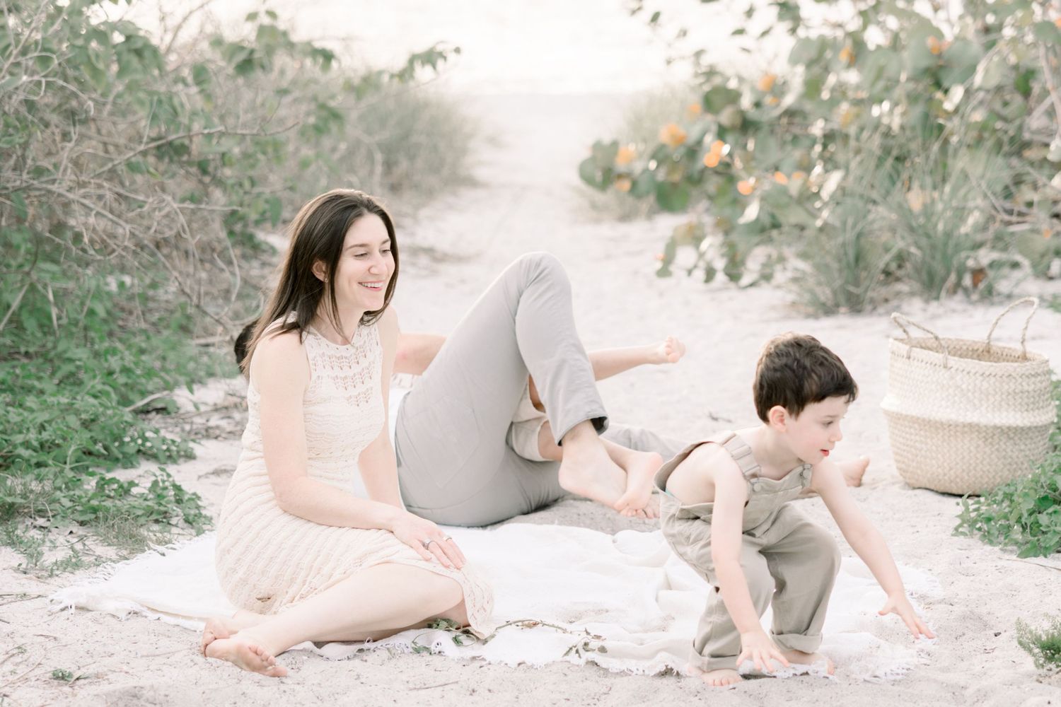 Tampa Family Photographer Tampa Newborn Photographer Tampa Maternity Photographer Heather Walker Photography Beach family Photographer