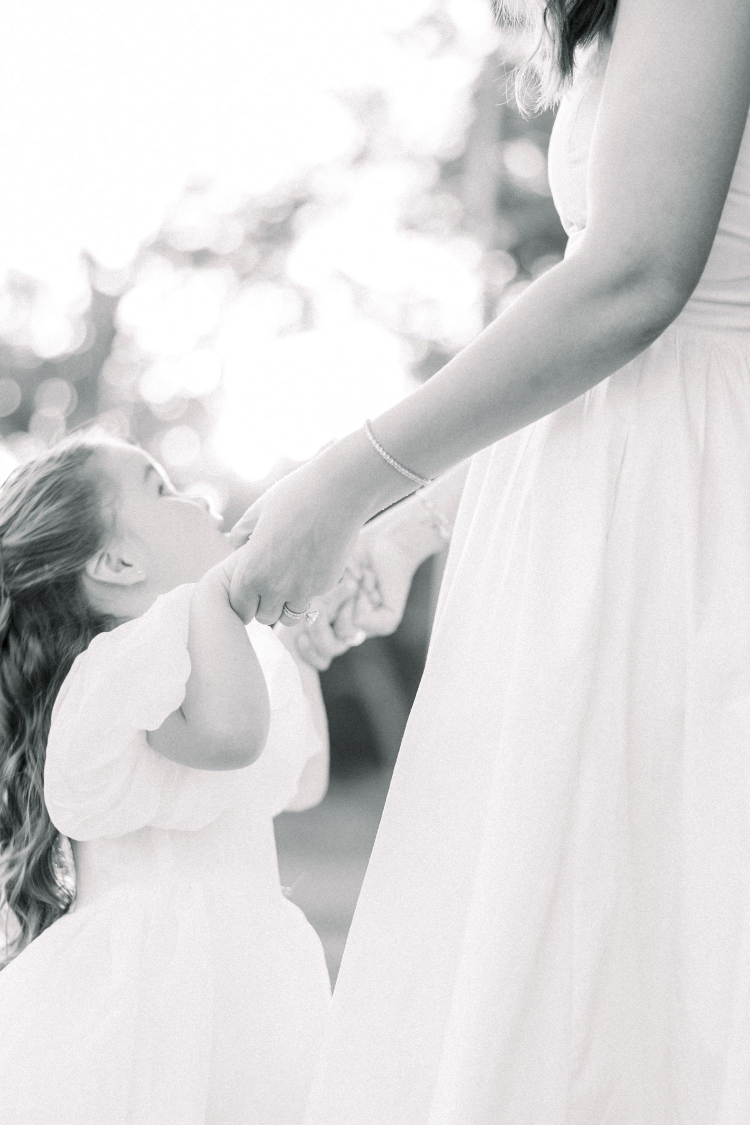 Tampa Family Photographer Tampa Newborn Photographer Tampa Maternity Photographer Heather Walker Photography Outdoor Florida family session