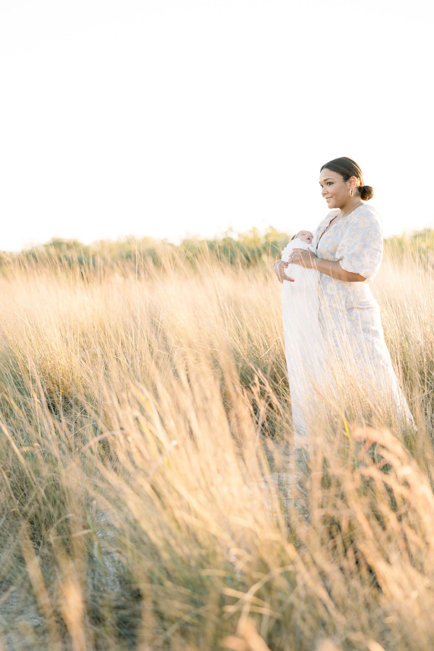 Tampa Family Photographer Tampa Newborn Photographer Tampa Maternity Photographer Heather Walker Photography outdoor newborn photography