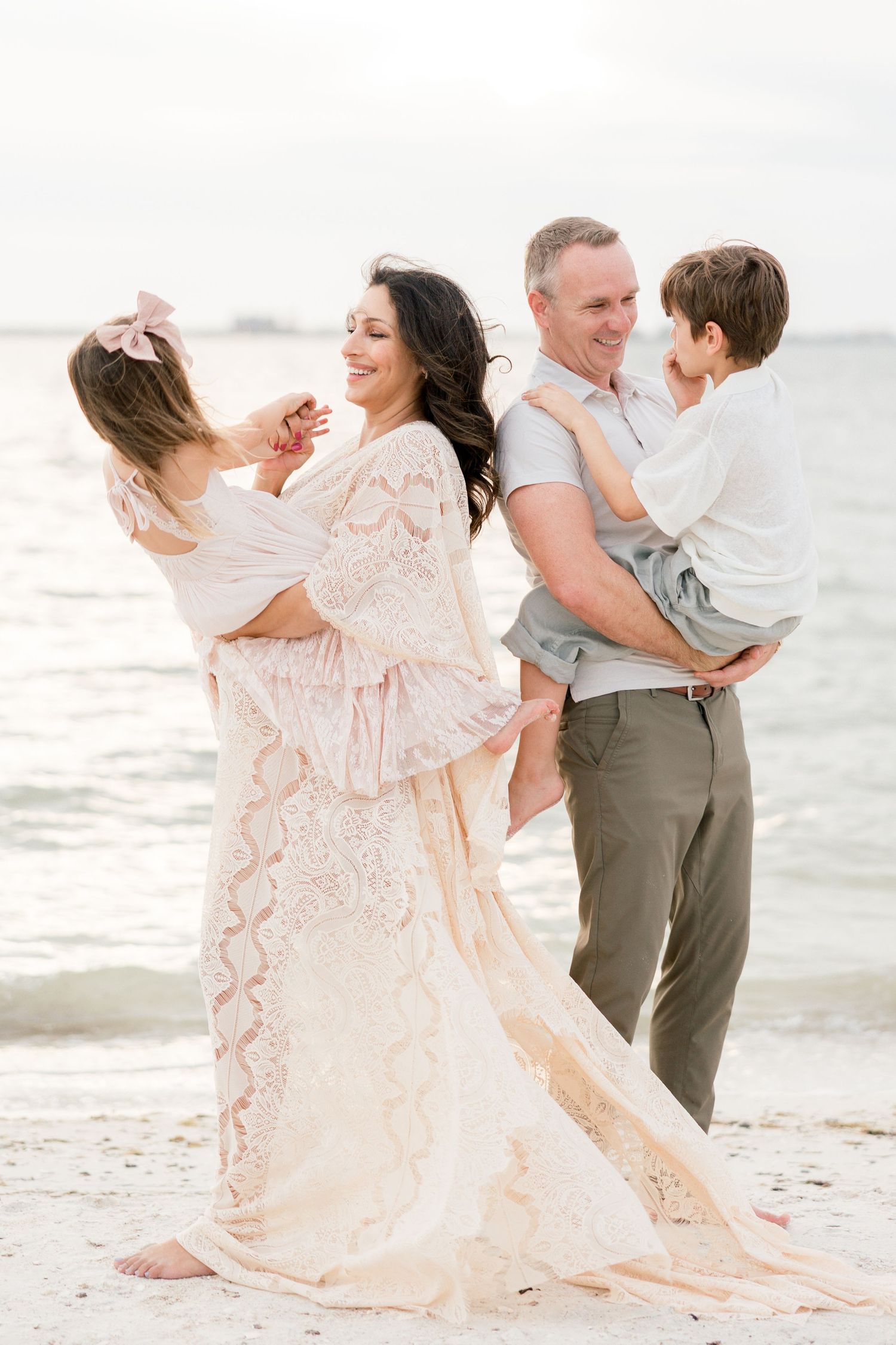 Tampa Newborn Photographer, Tampa Family Photographer, Tampa Maternity Photographer, Beach Maternity Portrait Session