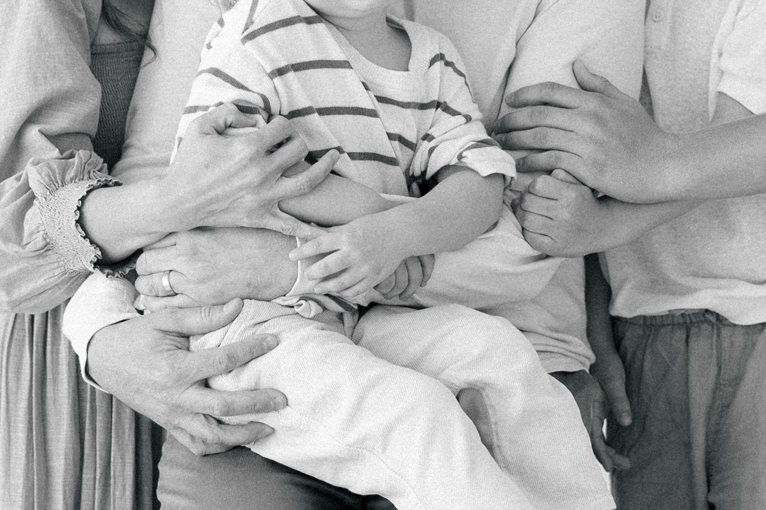 Tampa Family Photographer Tampa Newborn Photographer Tampa Maternity Photographer Heather Walker Photography Natural Light Studio family
