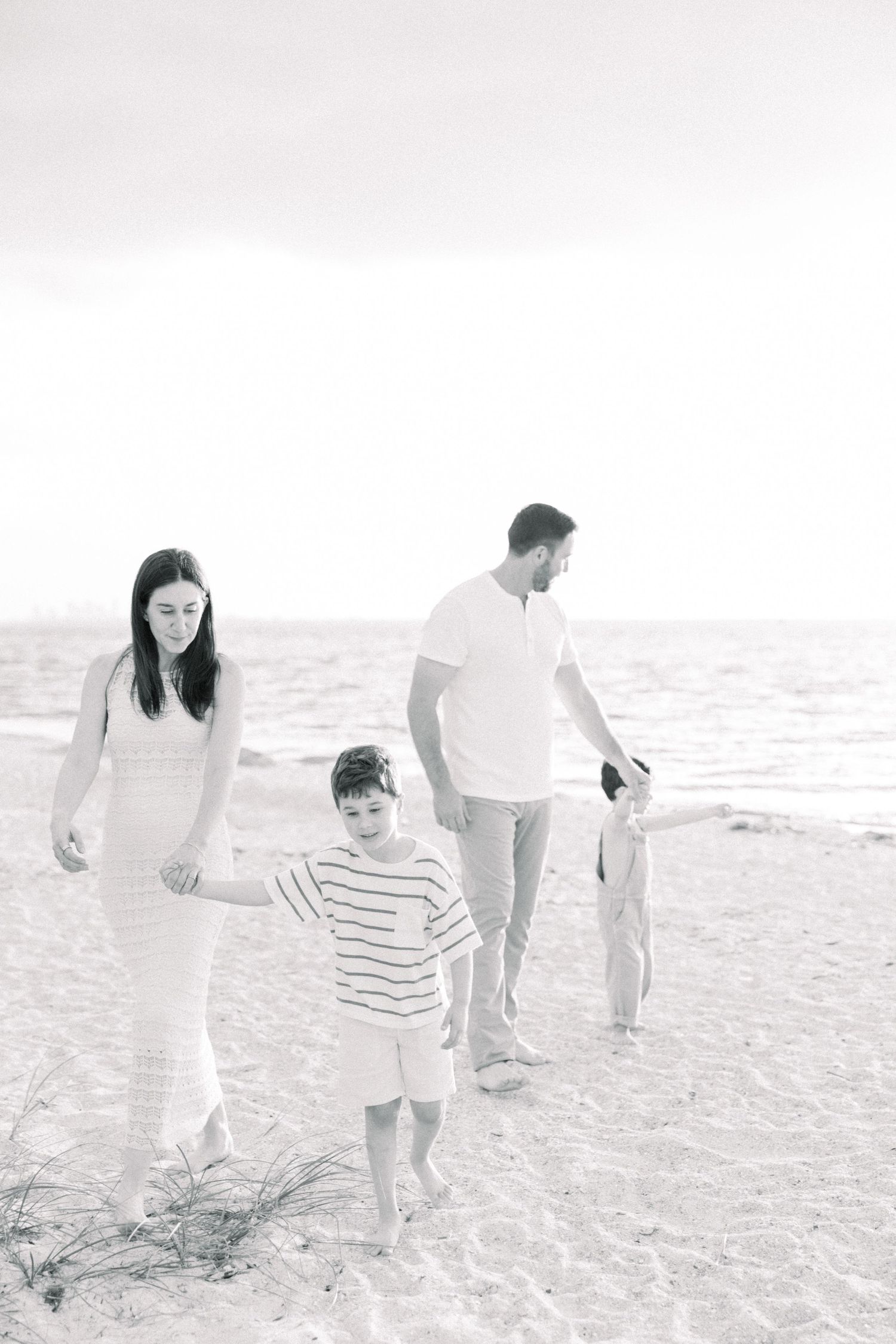 Tampa Family Photographer Tampa Newborn Photographer Tampa Maternity Photographer Heather Walker Photography Beach family Photographer