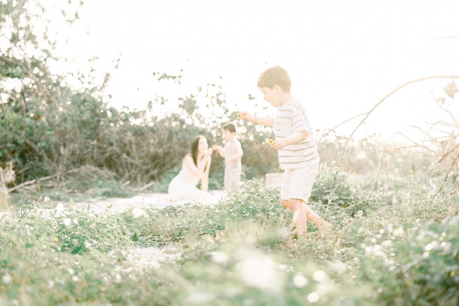 Tampa Family Photographer Tampa Newborn Photographer Tampa Maternity Photographer Heather Walker Photography Beach family Photographer