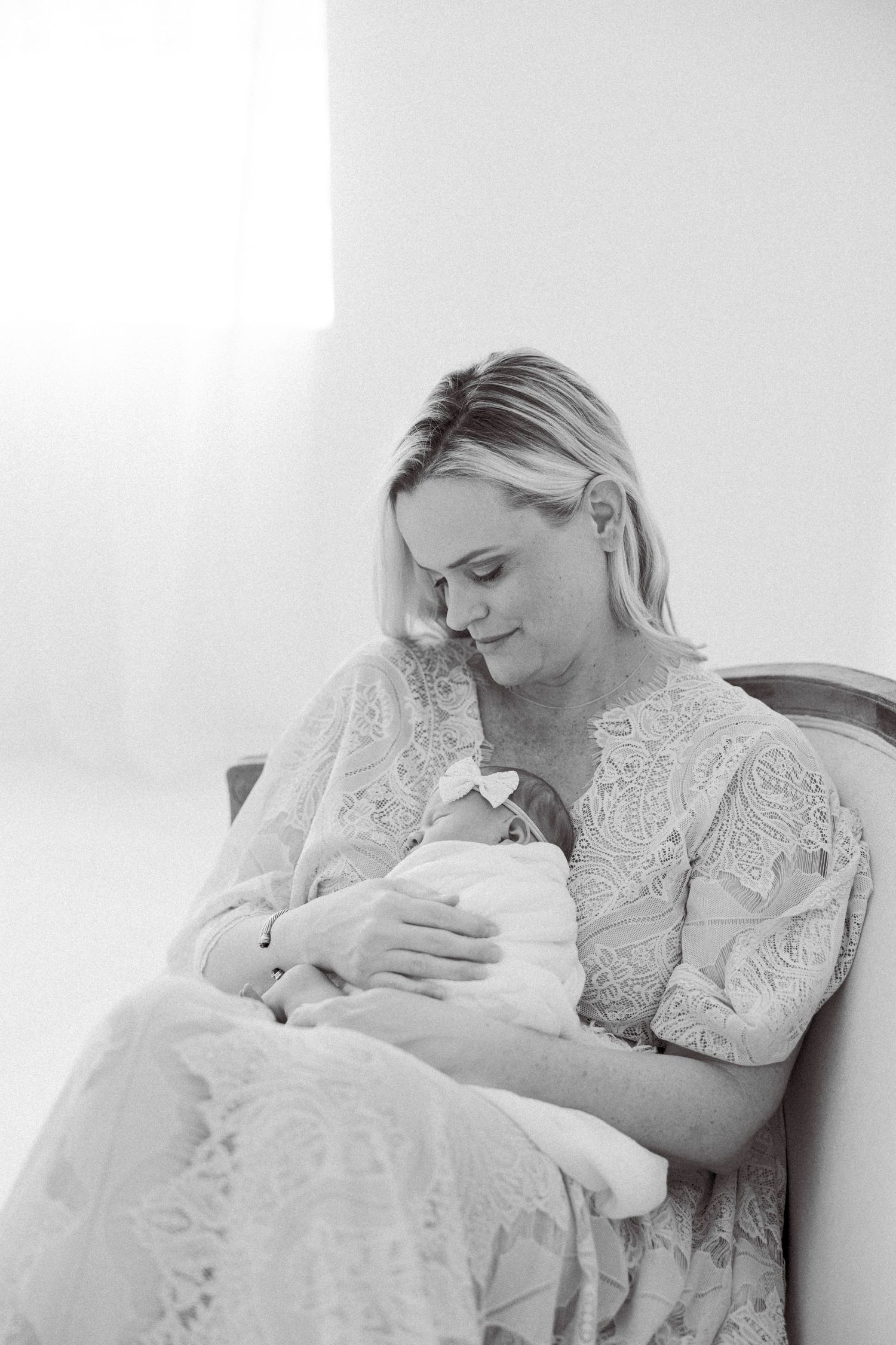 Tampa Family Photographer Tampa Newborn Photographer Tampa Maternity Photographer Heather Walker Photography Natural Light Studio newborn