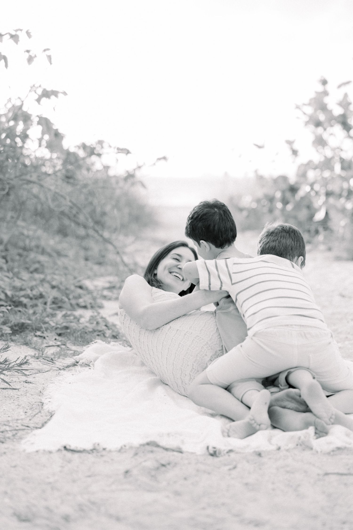 Tampa Family Photographer Tampa Newborn Photographer Tampa Maternity Photographer Heather Walker Photography Beach family Photographer
