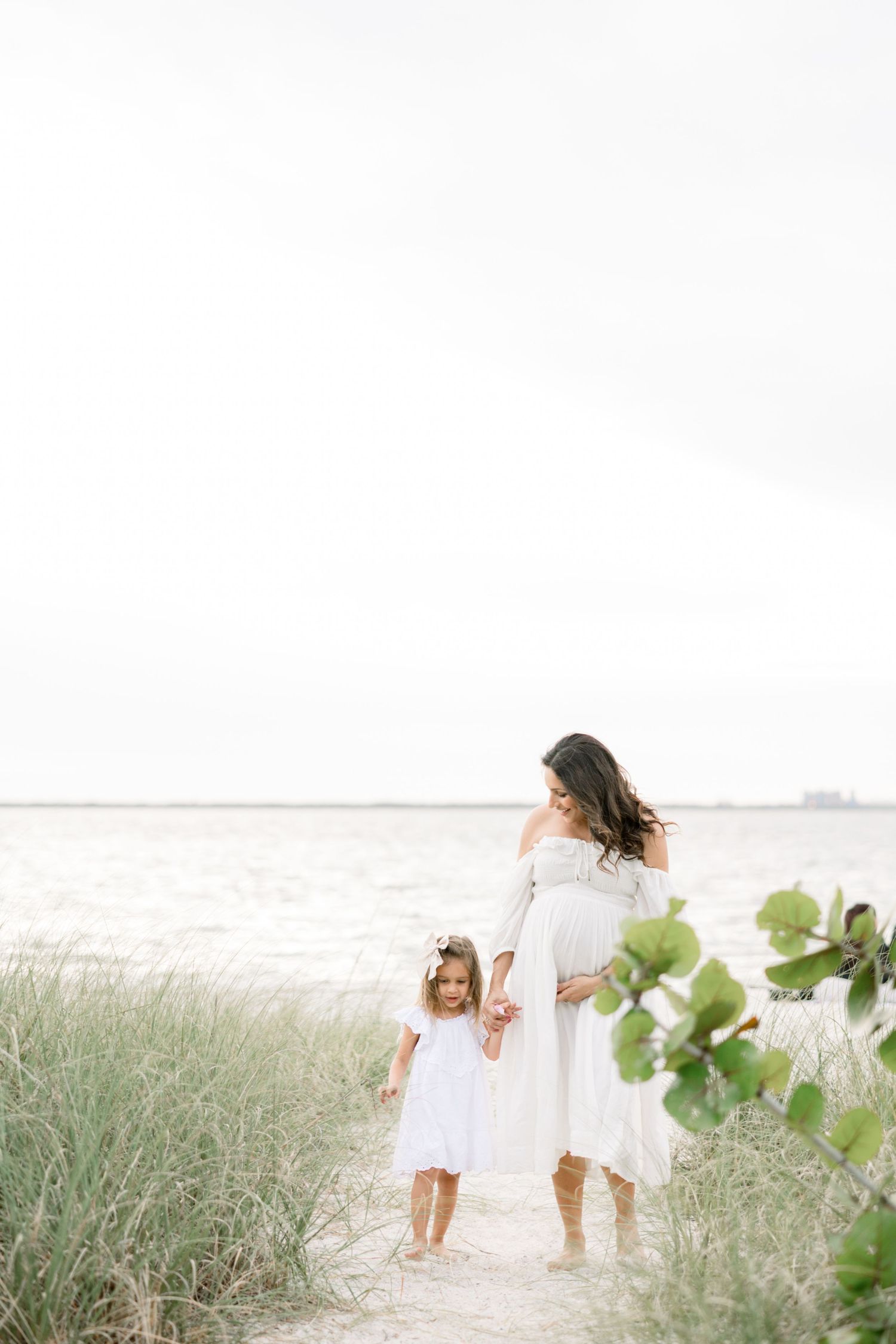Tampa Newborn Photographer, Tampa Family Photographer, Tampa Maternity Photographer, Beach Maternity Portrait Session