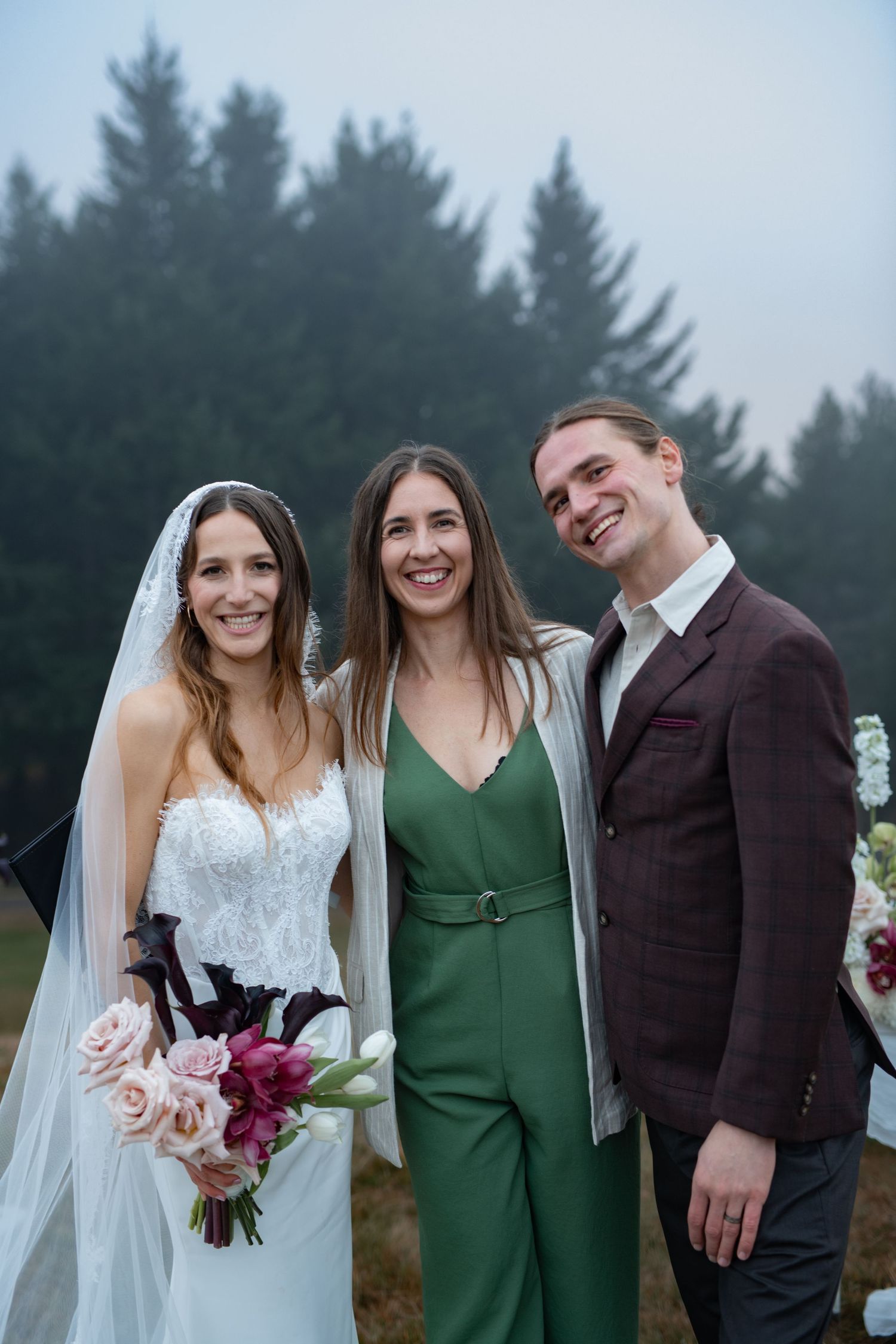 Wedding and Elopement Photography, Adventure elope in new Zealand, Canterbury, christchurch, Queenstown. NZ elopement intimate wedding venue