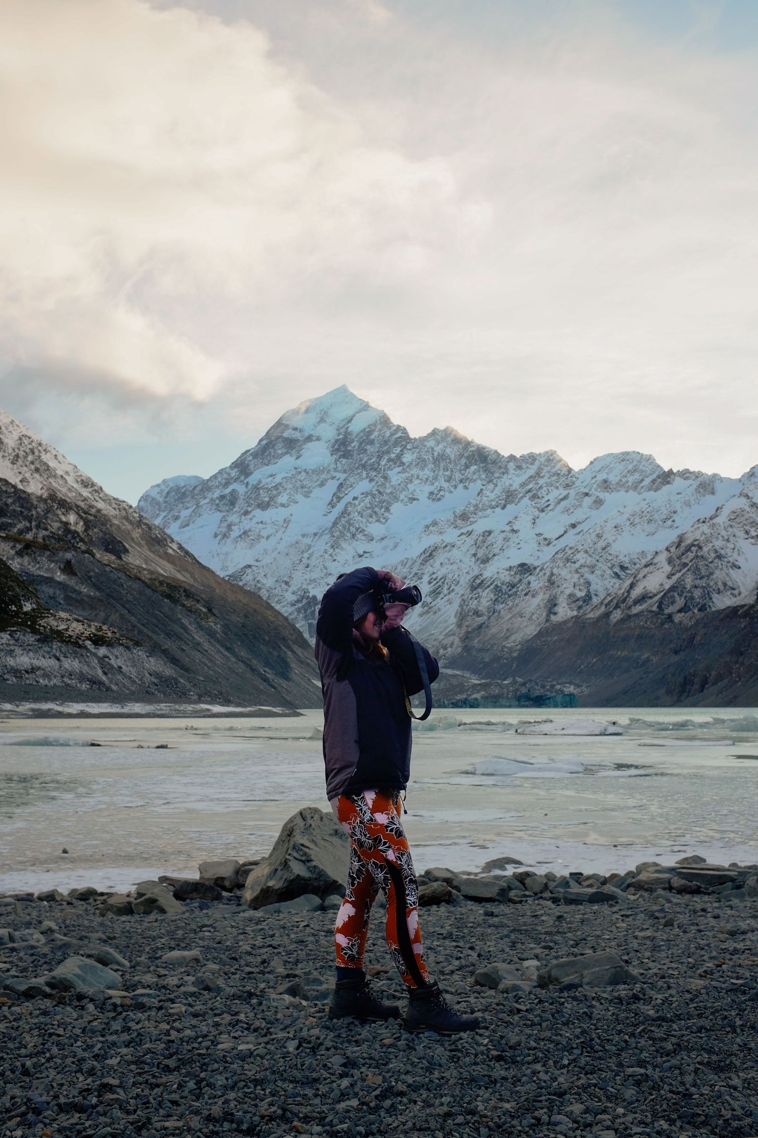 Wedding and Elopement Photography, Adventure elope in new Zealand, Canterbury, christchurch, Queenstown. NZ elopement intimate wedding venue