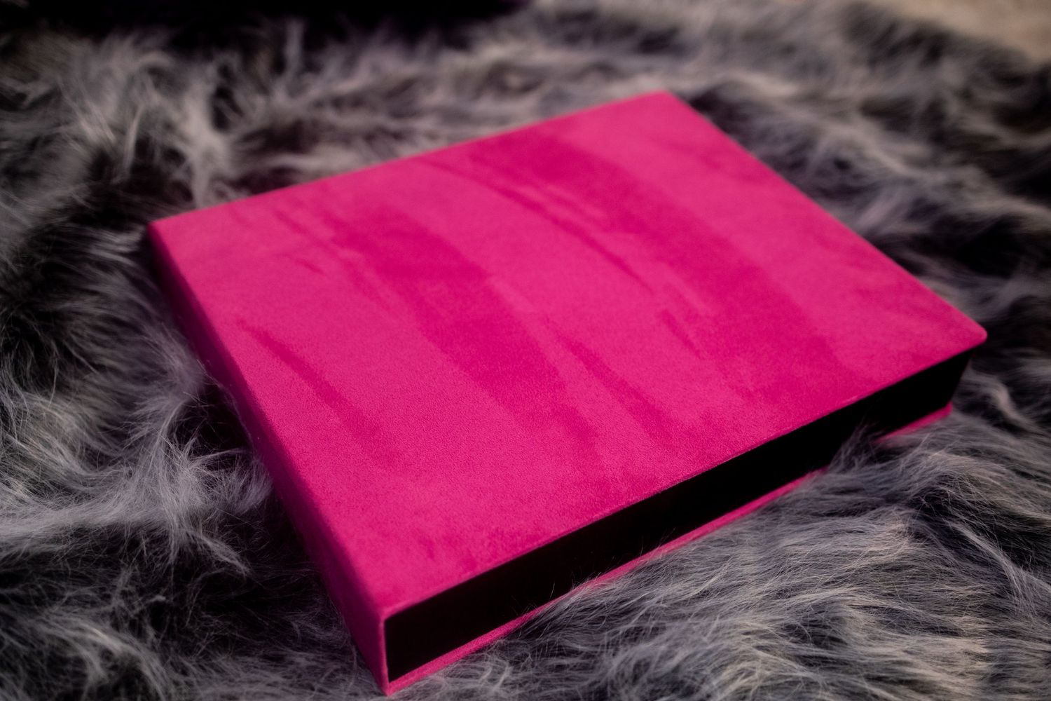 Sheila Pevey Boudoir published photographer in Georgetown, South Carolina. Folio box