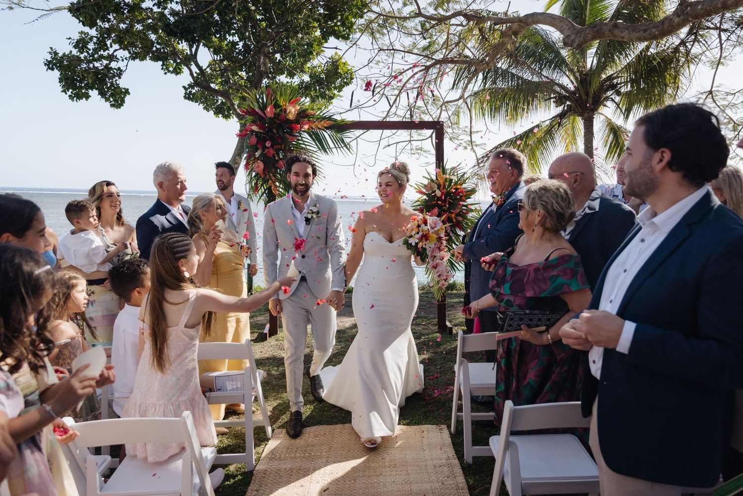 Fiji wedding photography, Shangri La Fiji wedding ,Shangri La Fiji Destination Wedding Courteney Lee Photography, Australian wedding