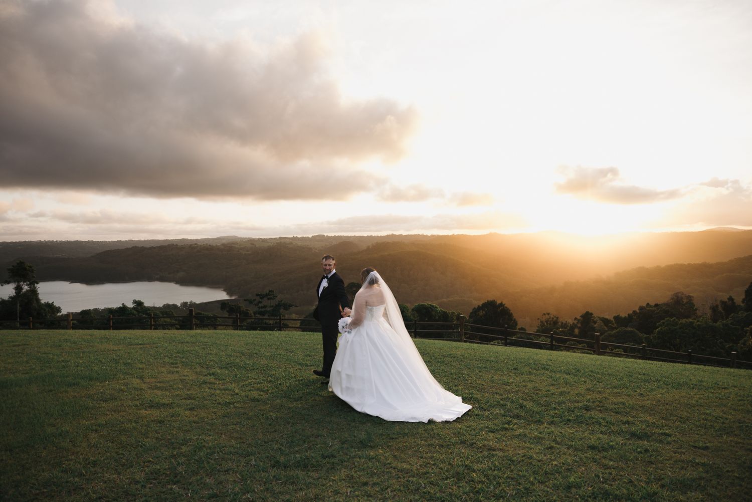 The lakehouse folk wedding photography, elopement wedding photography brisbane