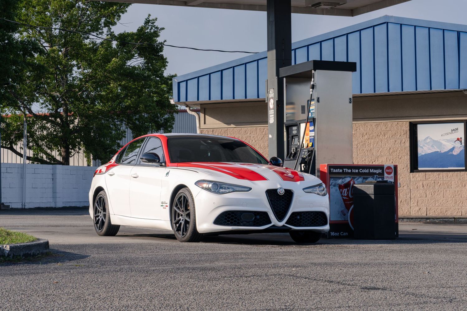 Alfa Romeo gas station